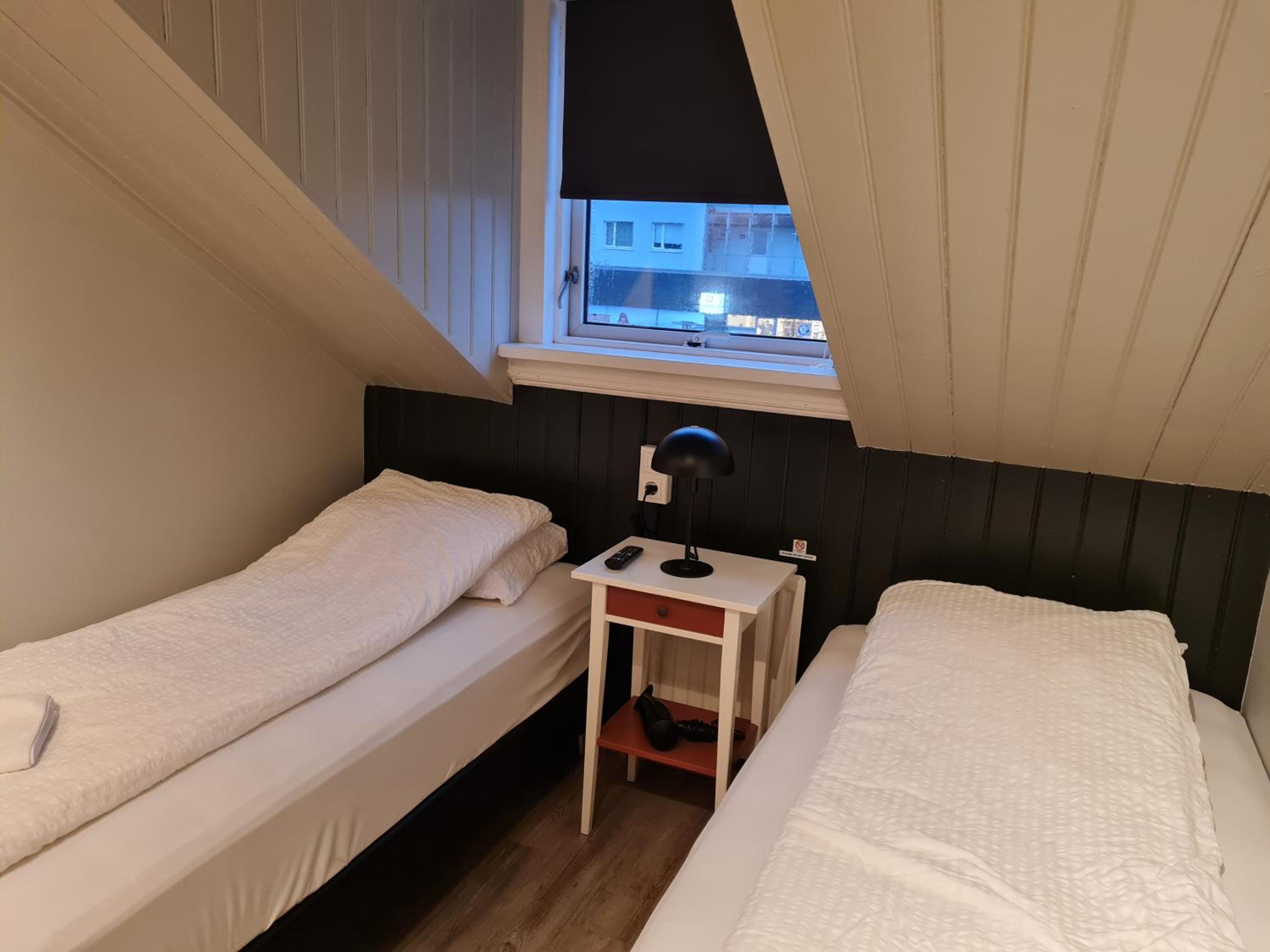 Small Twin Room with Shared Bathroom photo 3