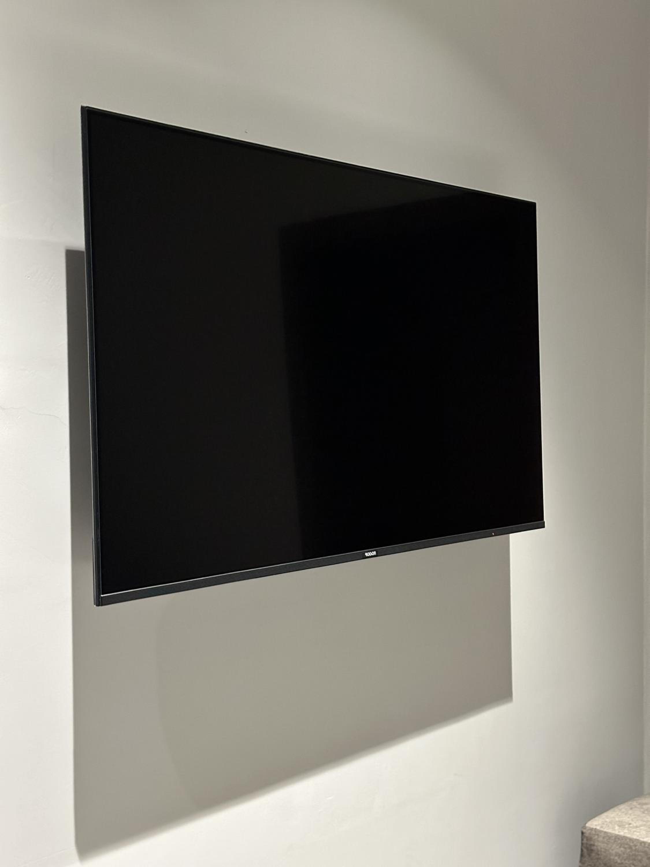 Executive Suite - Photo 11