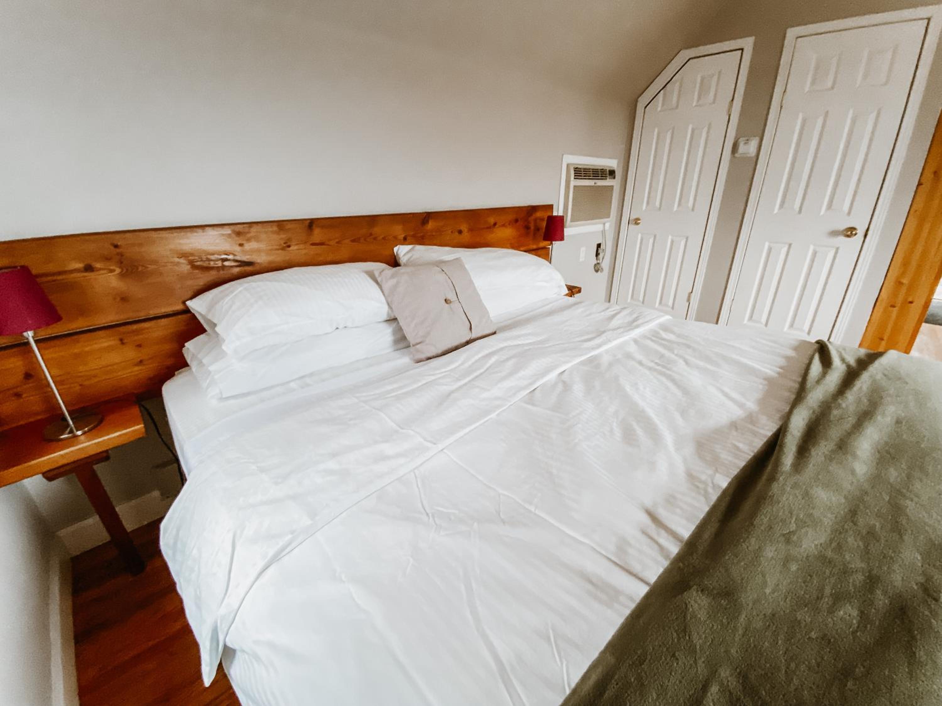 King Room with Lake View photo 3
