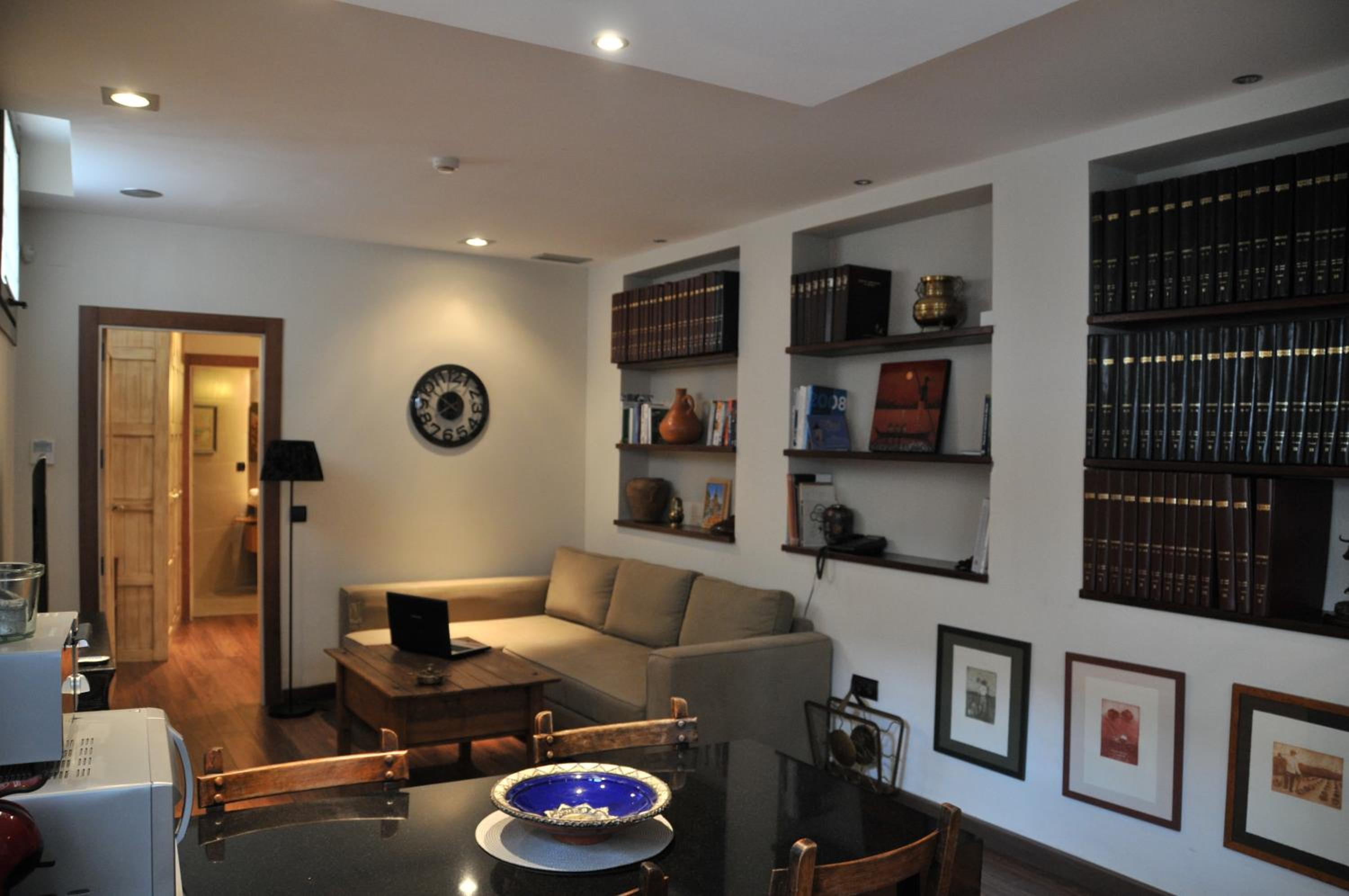 Apartment - Ground Floor photo 3