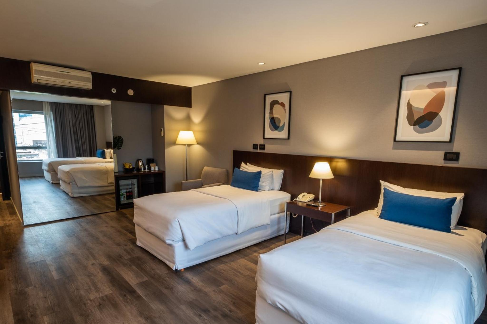 Superior Twin Room photo 2