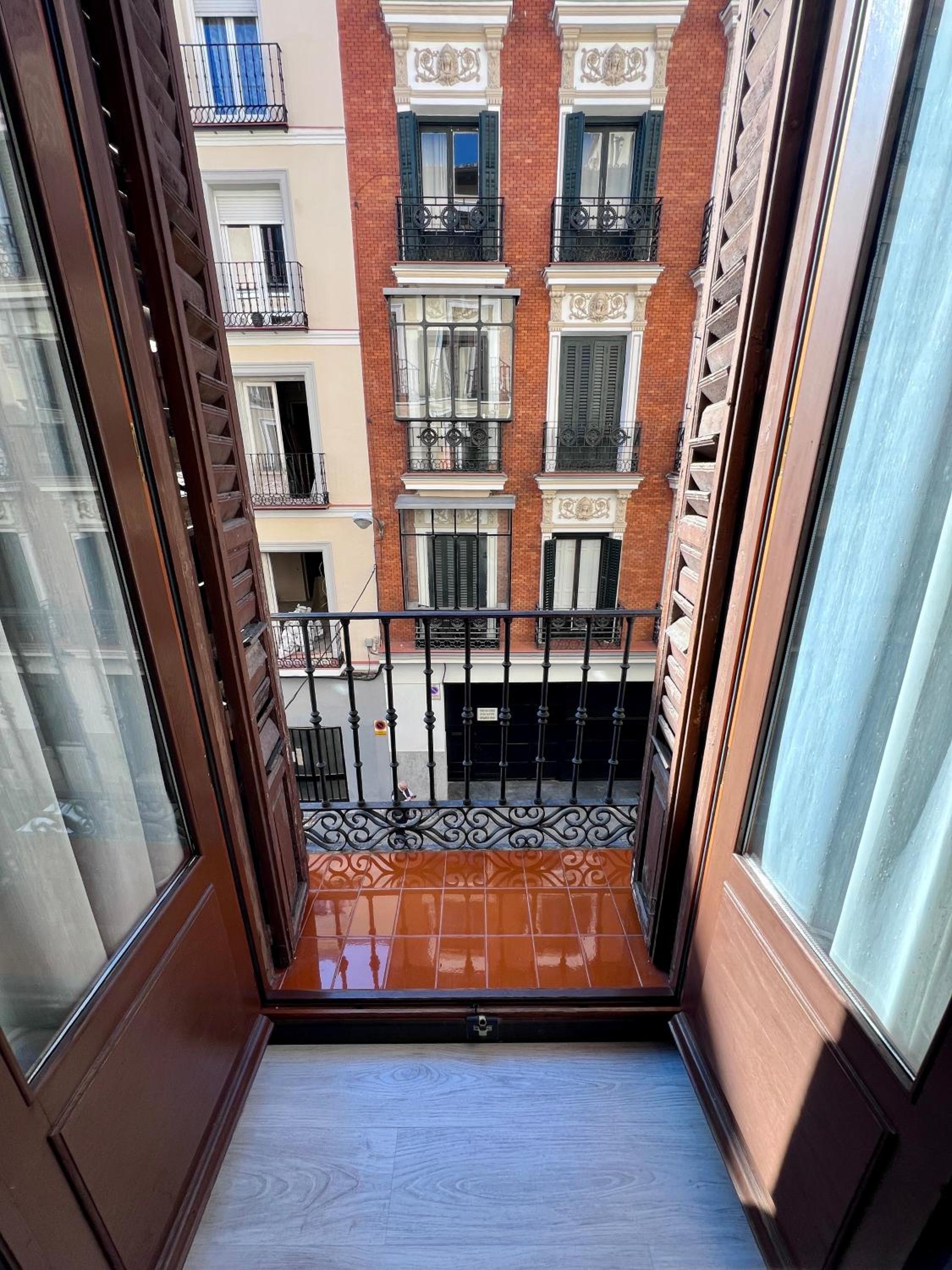 Double Room with Balcony photo 2