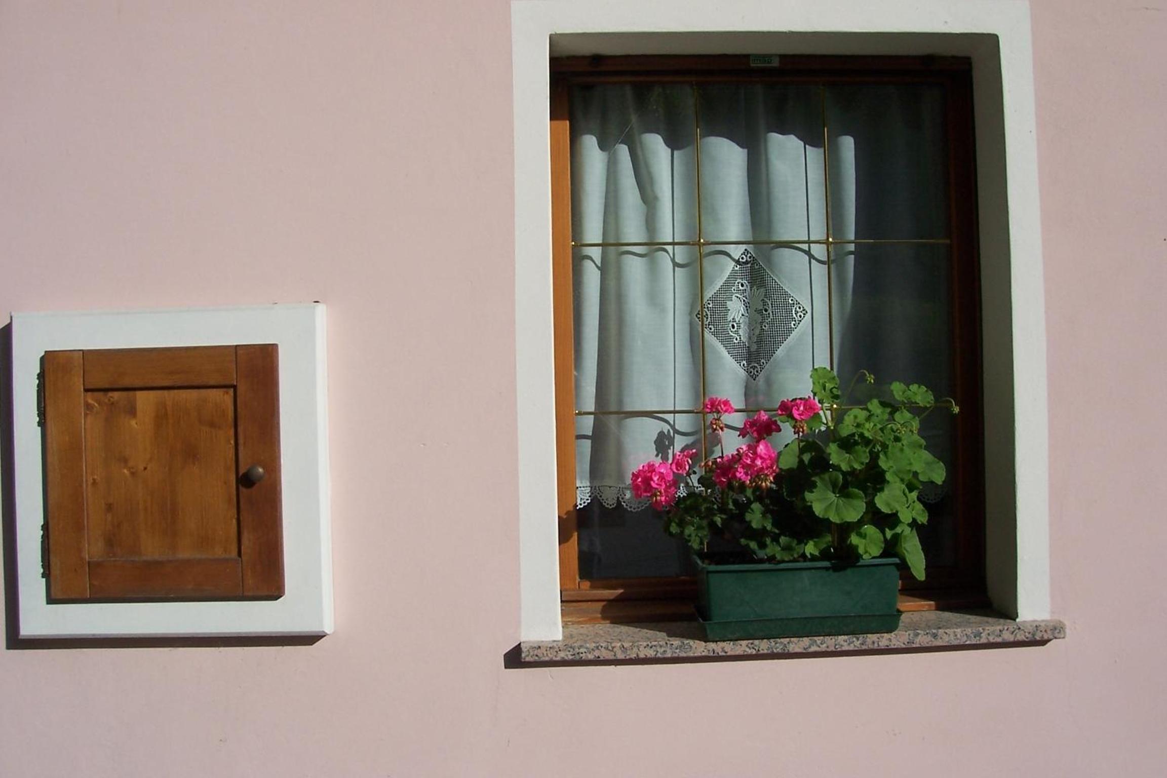 Two-Bedroom Apartment - Photo 10