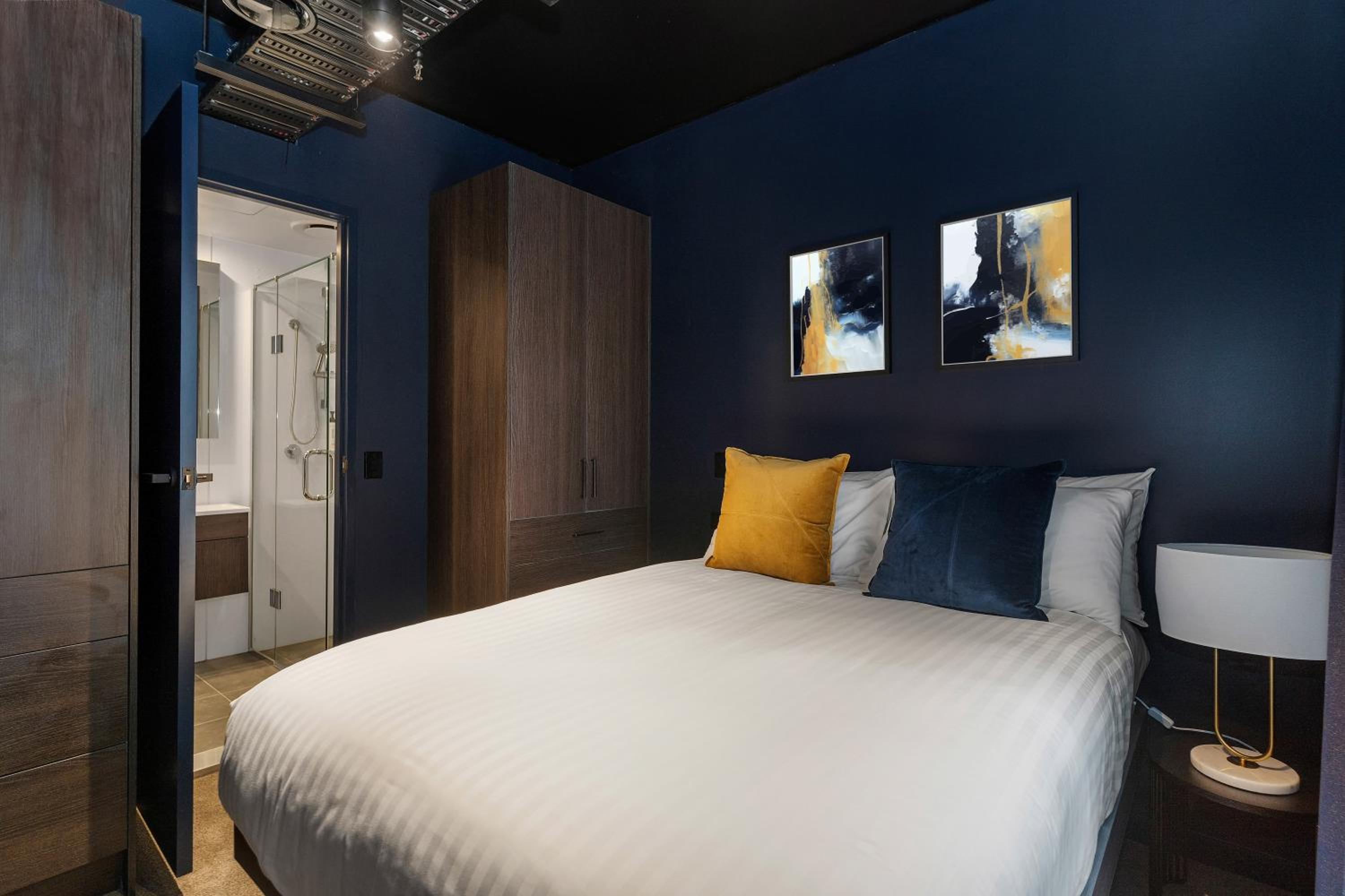 One Bedroom Metro Unit - Photo 3