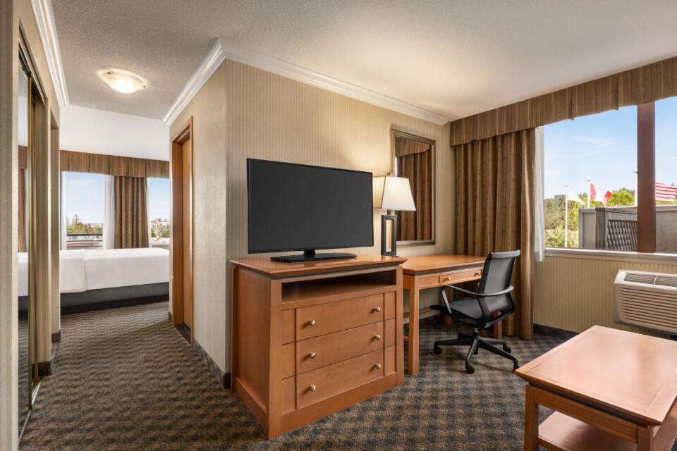 One-Bedroom Suite