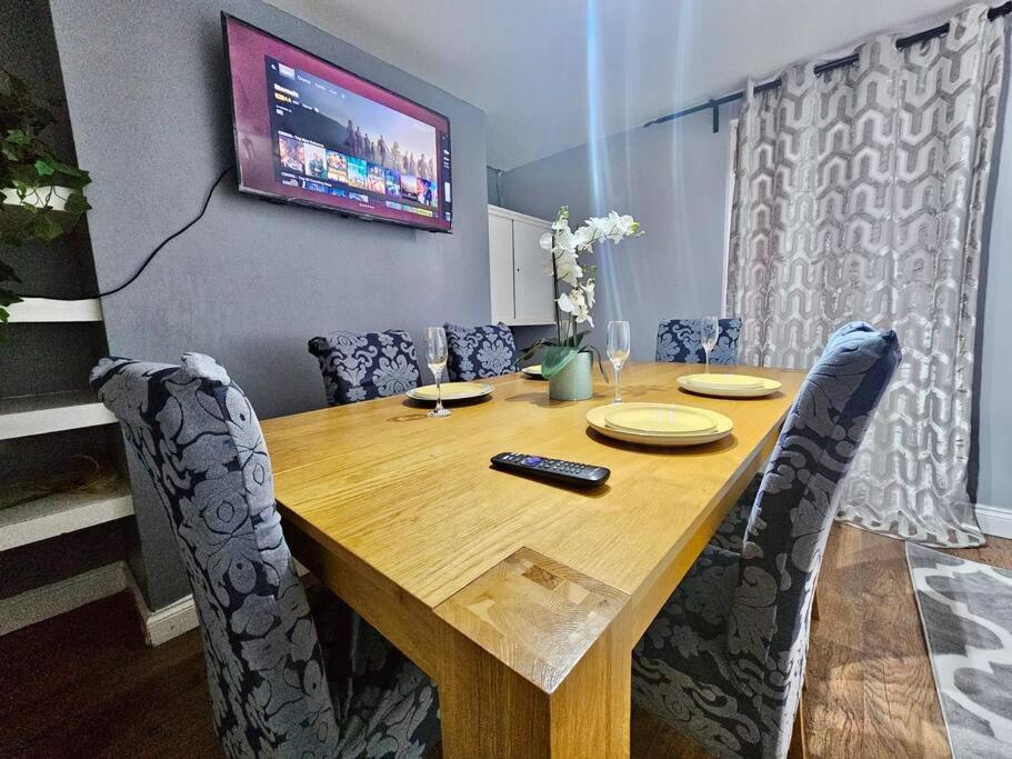 Apartment photo 2