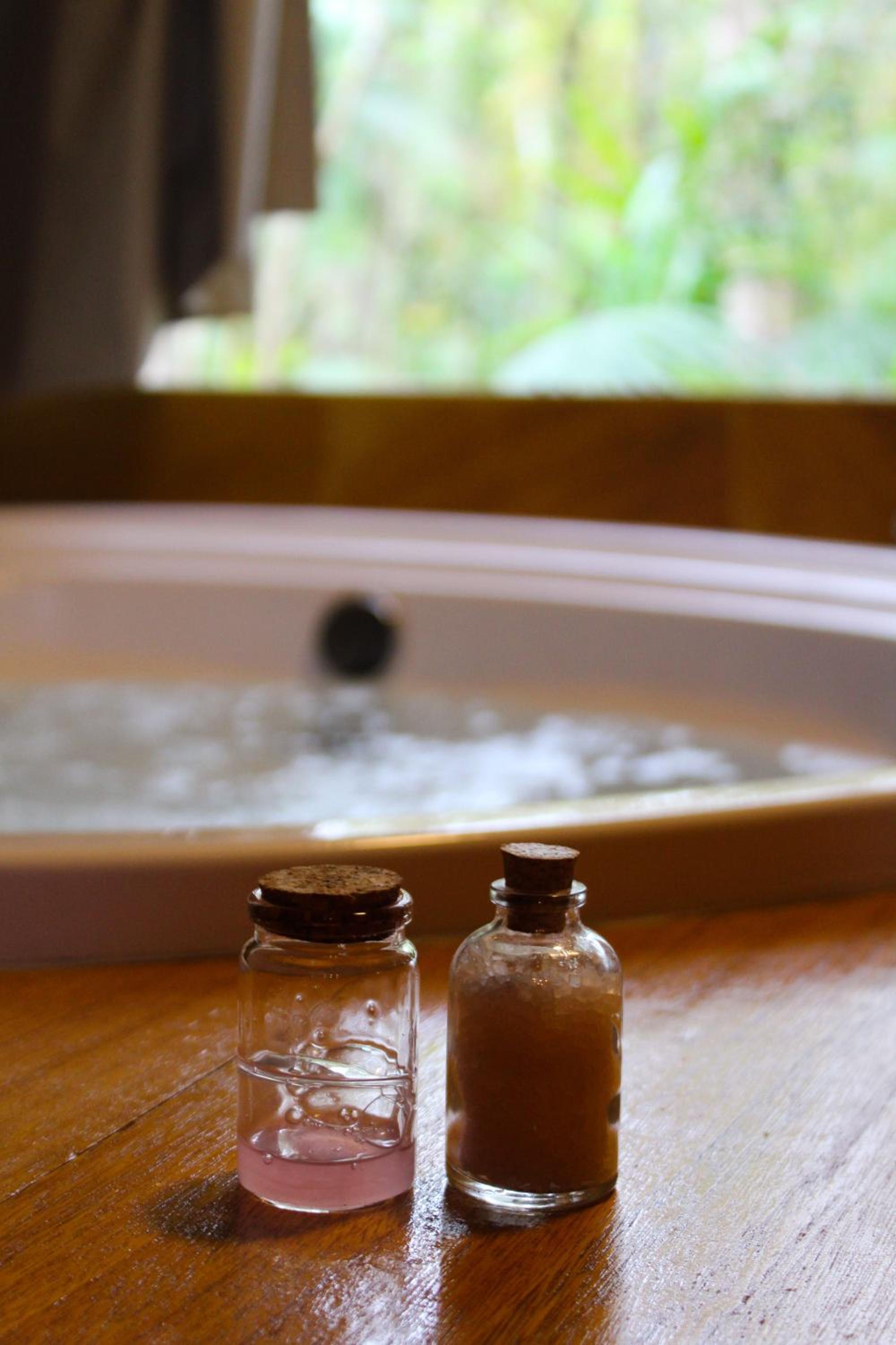 Double Room with Spa Bath photo 3