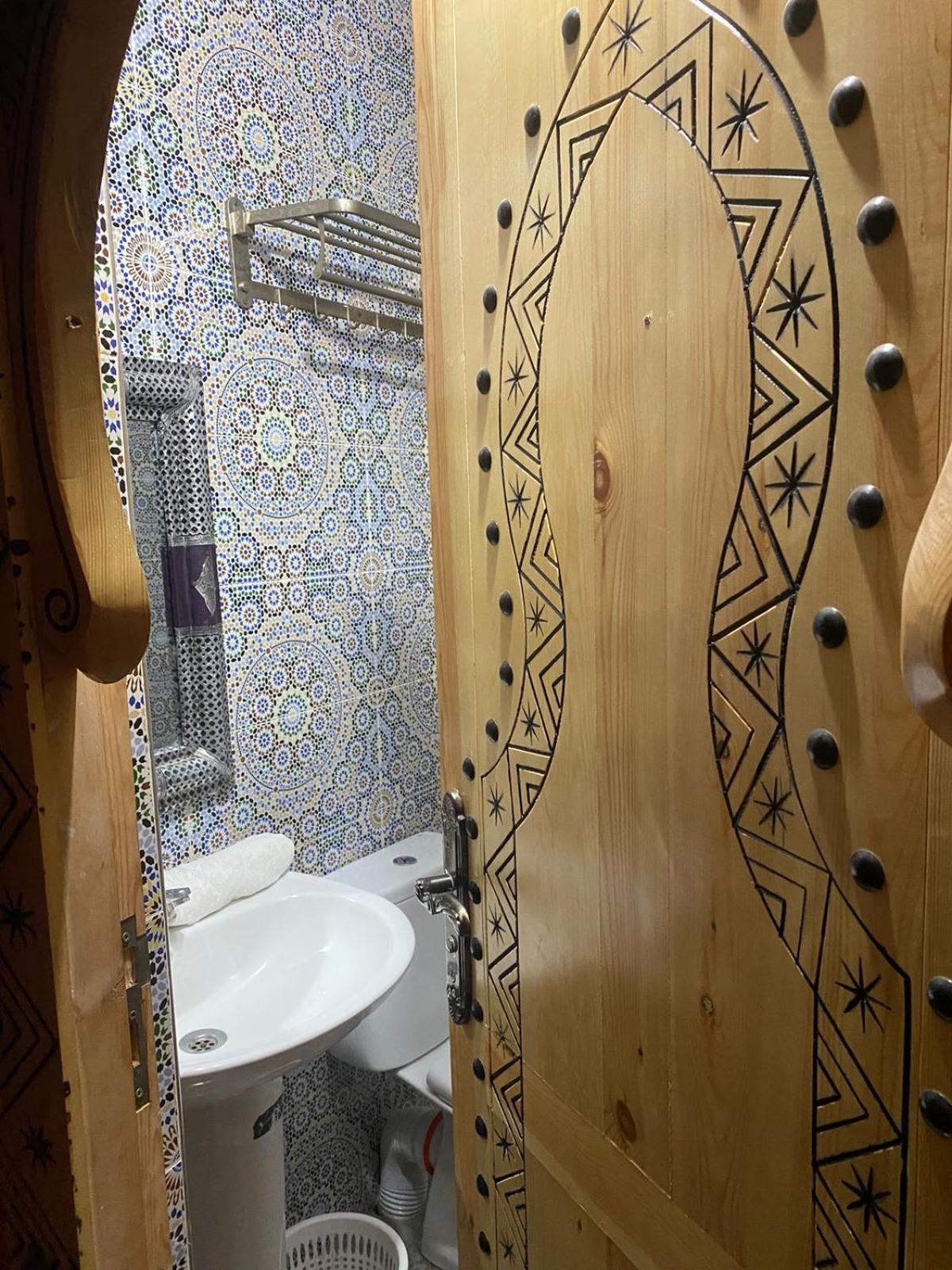 Deluxe Family Suite - Photo 5
