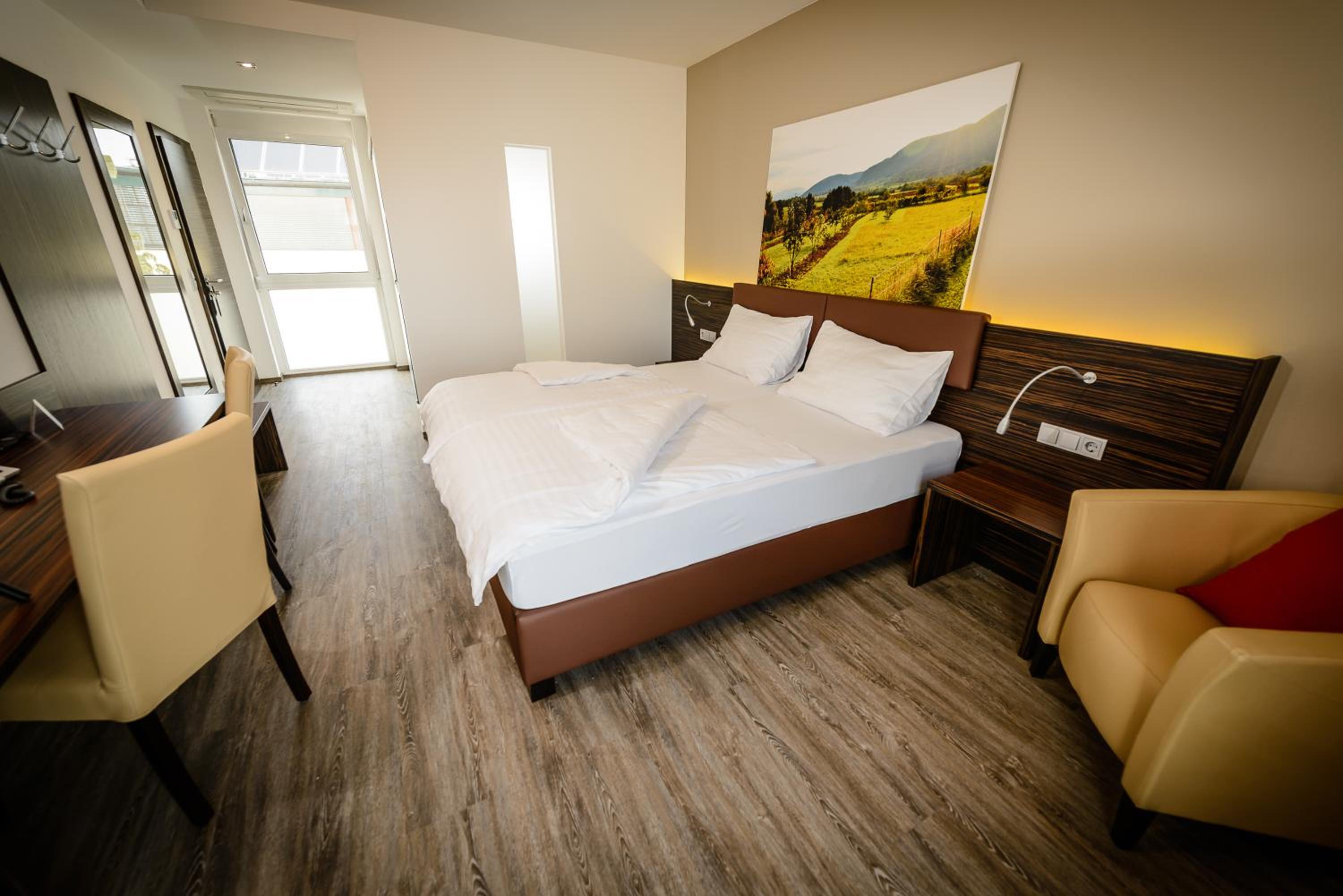 Deluxe Triple Room photo 1