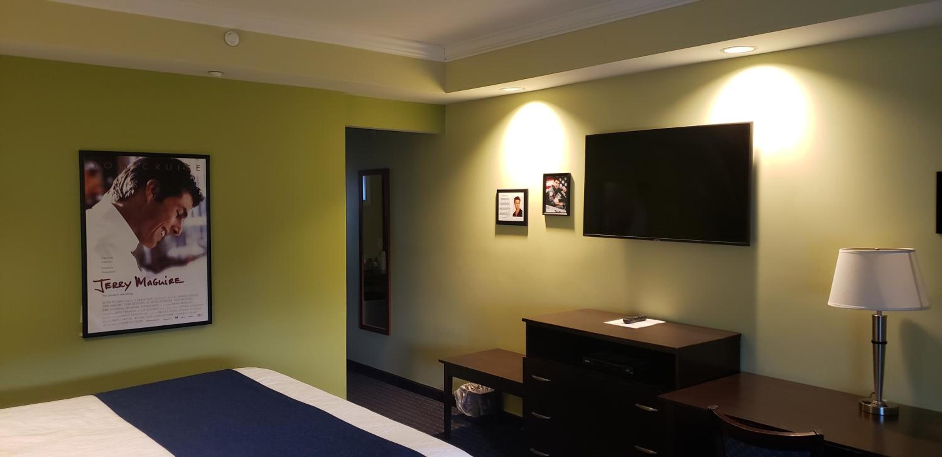 Standard king room