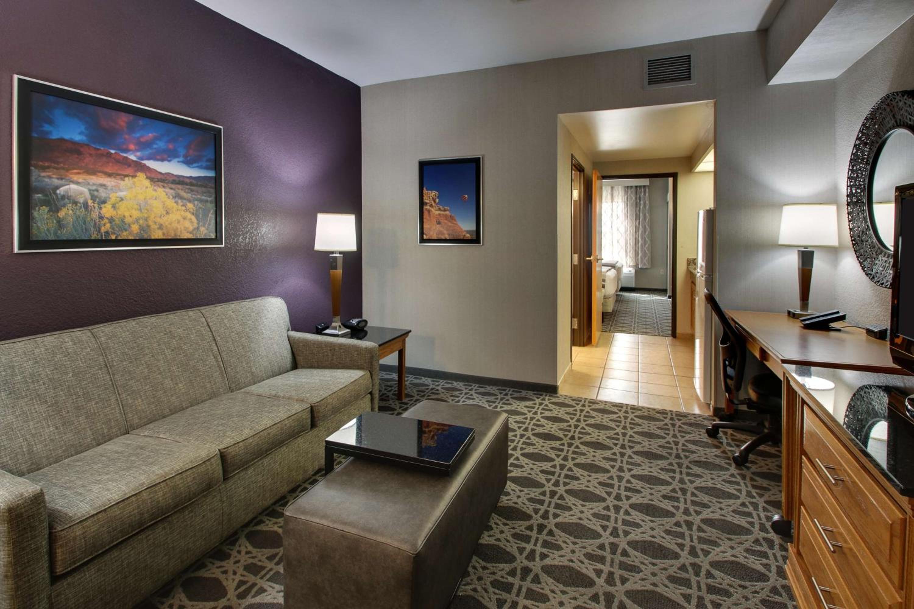 Queen Suite with 2 Queen Beds and Sofa Bed - Photo 1