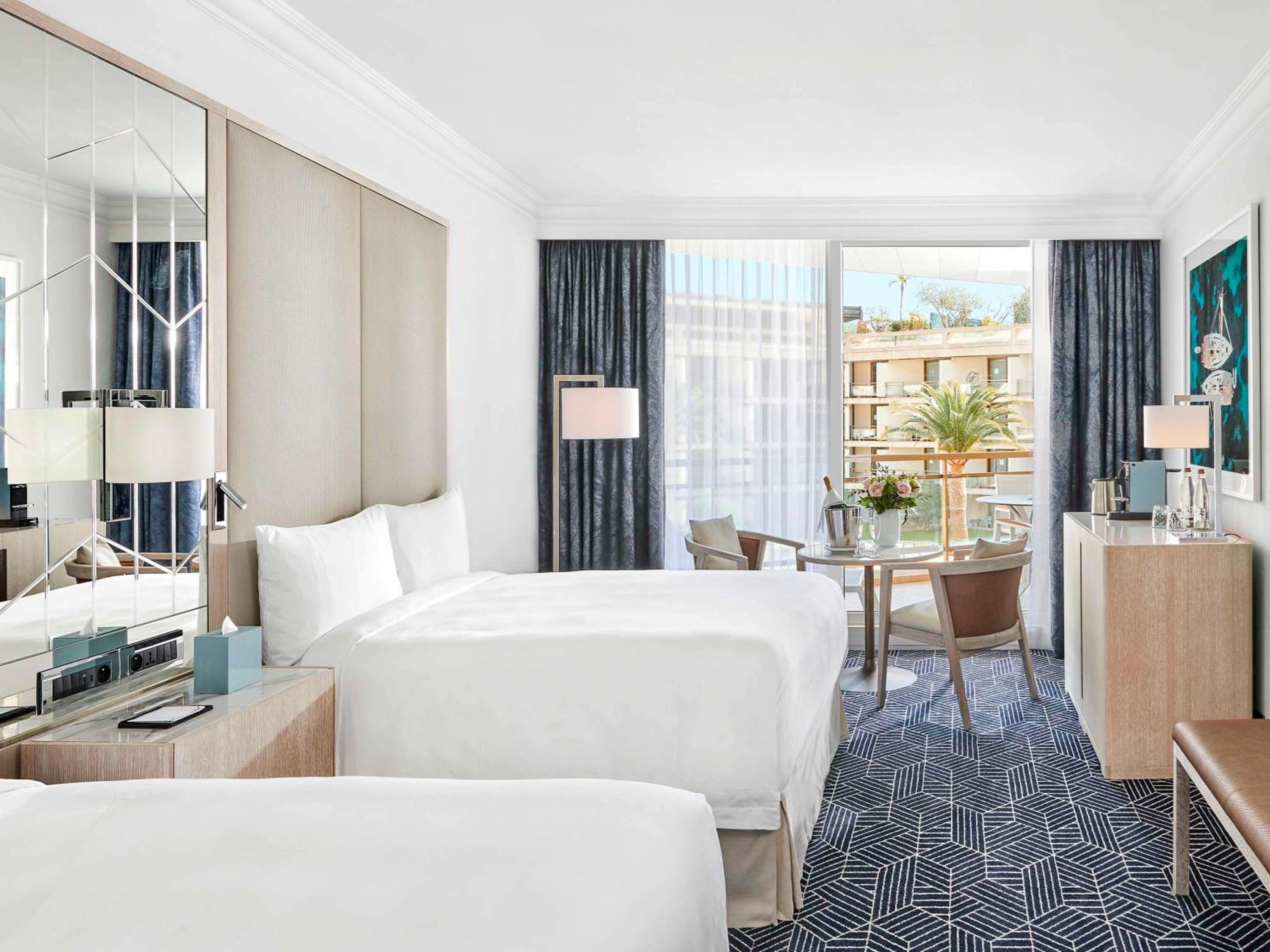 Fairmont Double Room with Two Double Beds and Garden View
