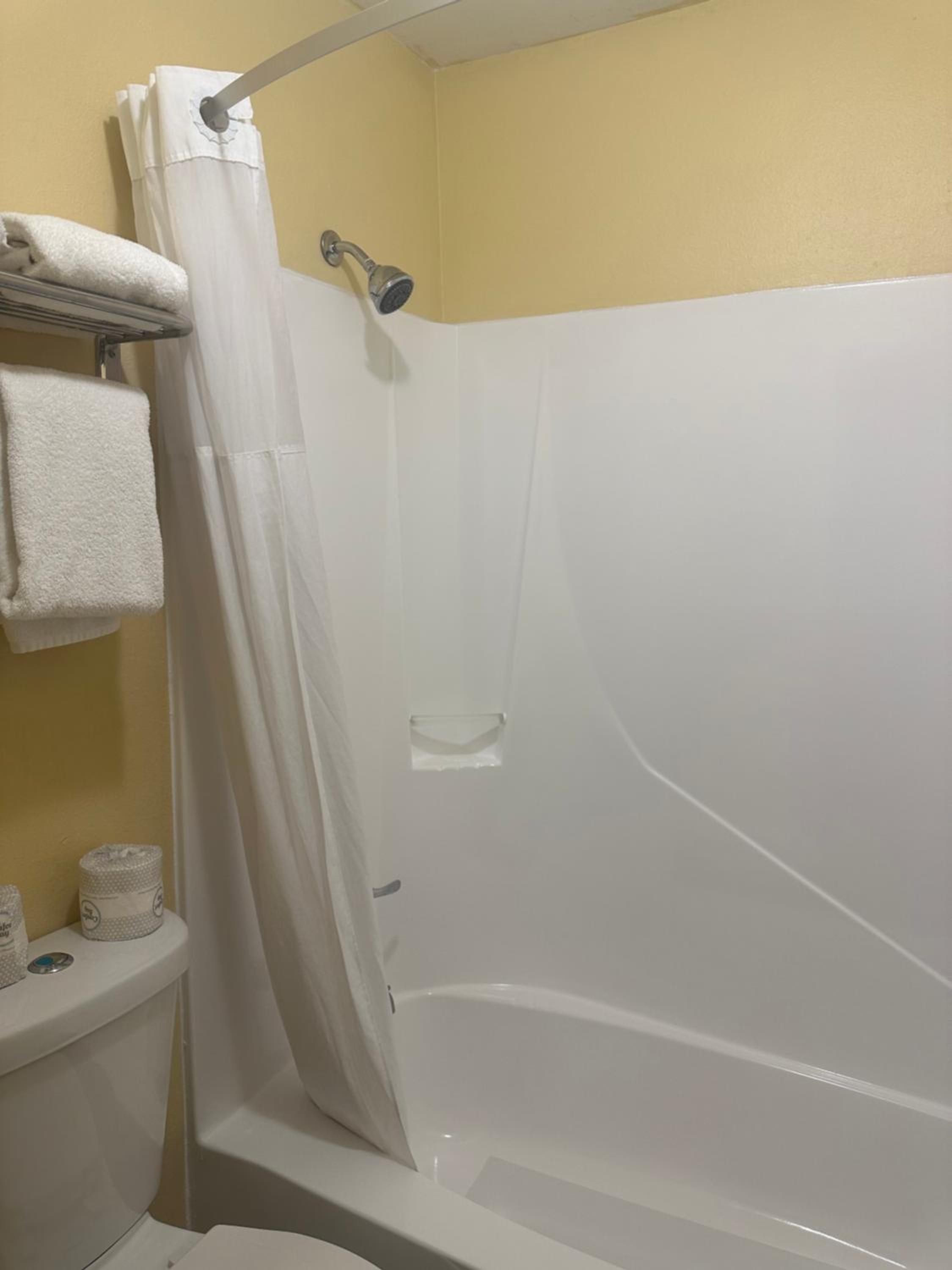 King Studio Suite - Non-Smoking - Photo 5