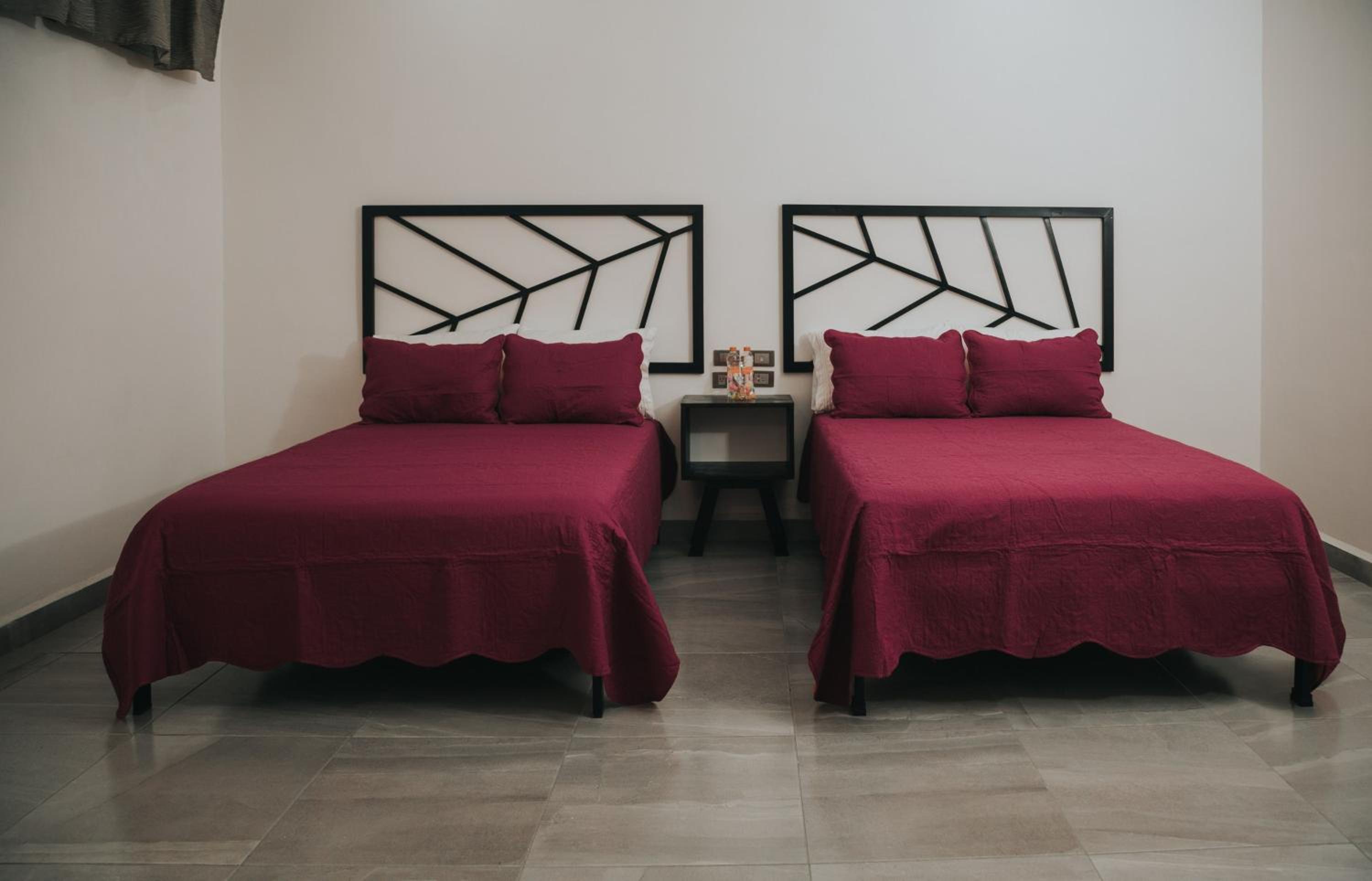 Double Room with Two Double Beds - Photo 1