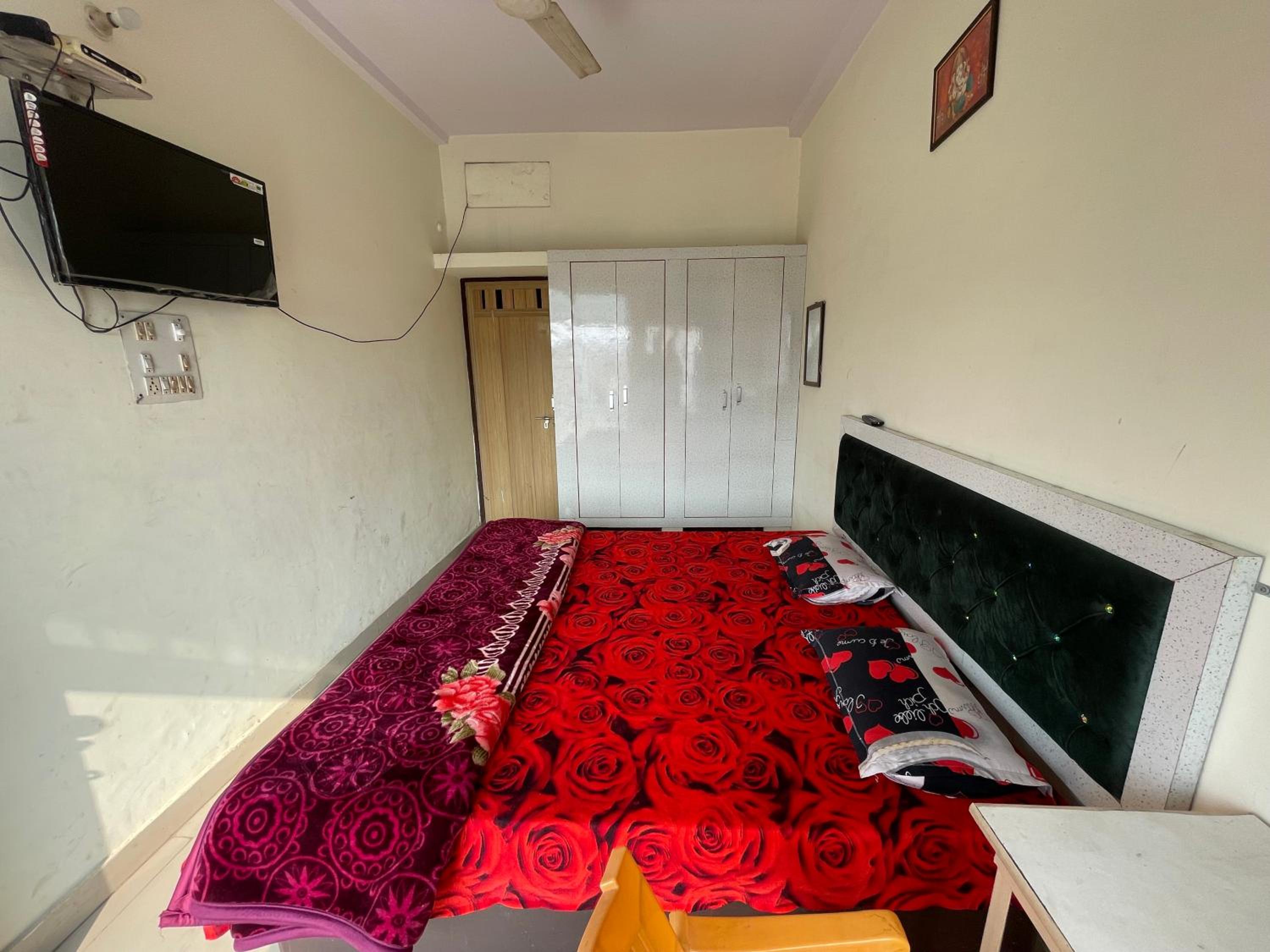 Double Room with Balcony photo 3