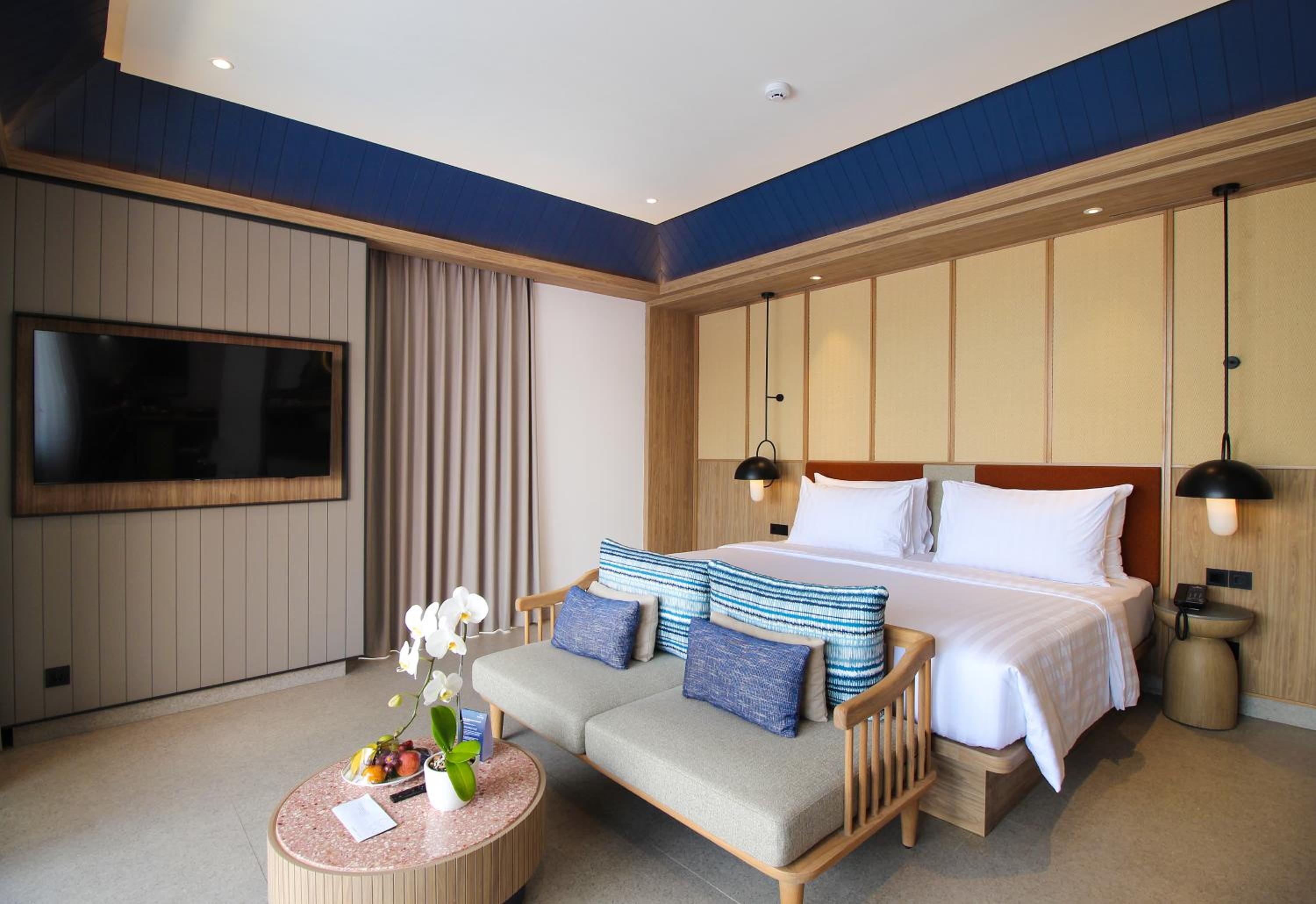 One-Bedroom Villa - Photo 1