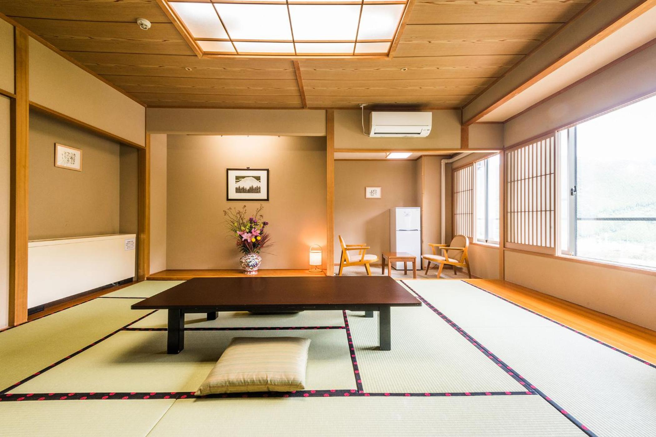 Superior Japanese-Style-Room 19 sqm(New Building) - Indoor Bath - Non-Smoking photo 2