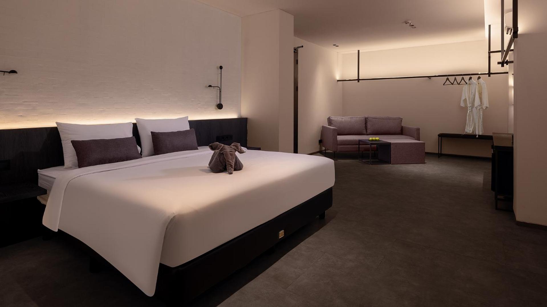 Suite with Balcony - Photo 1