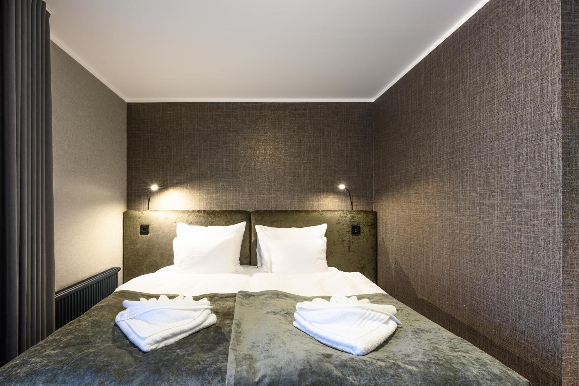 Standard Double Room - Photo 6