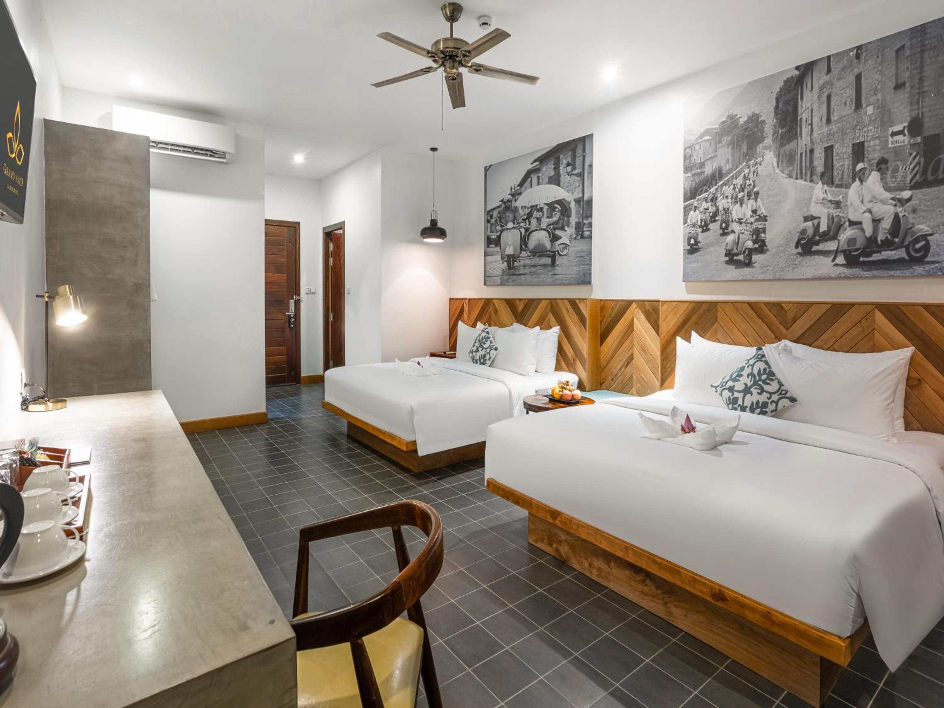Deluxe Twin Room with  Pool View  - Photo 2