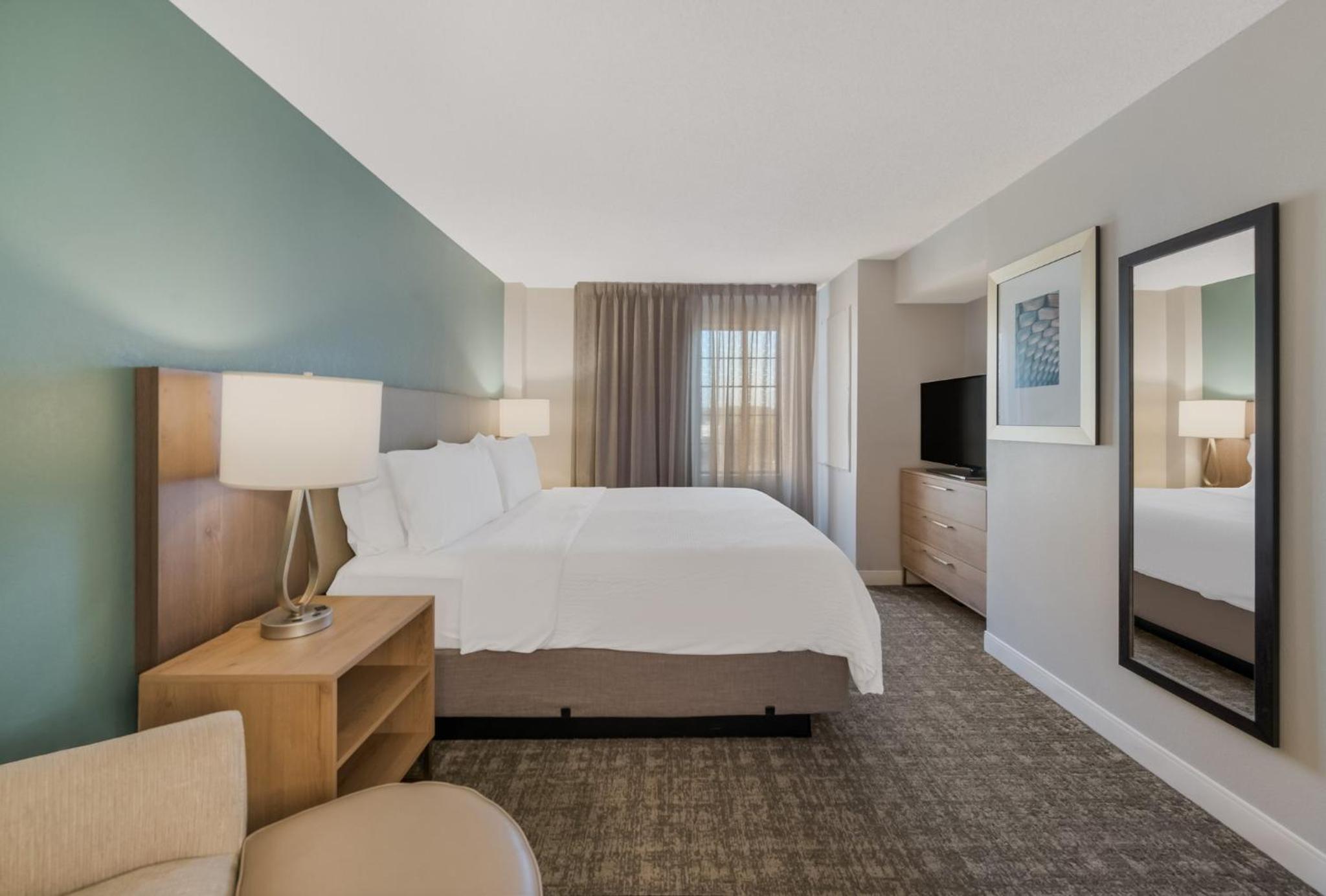 One-Bedroom King Suite with Sofa Bed - Photo 1