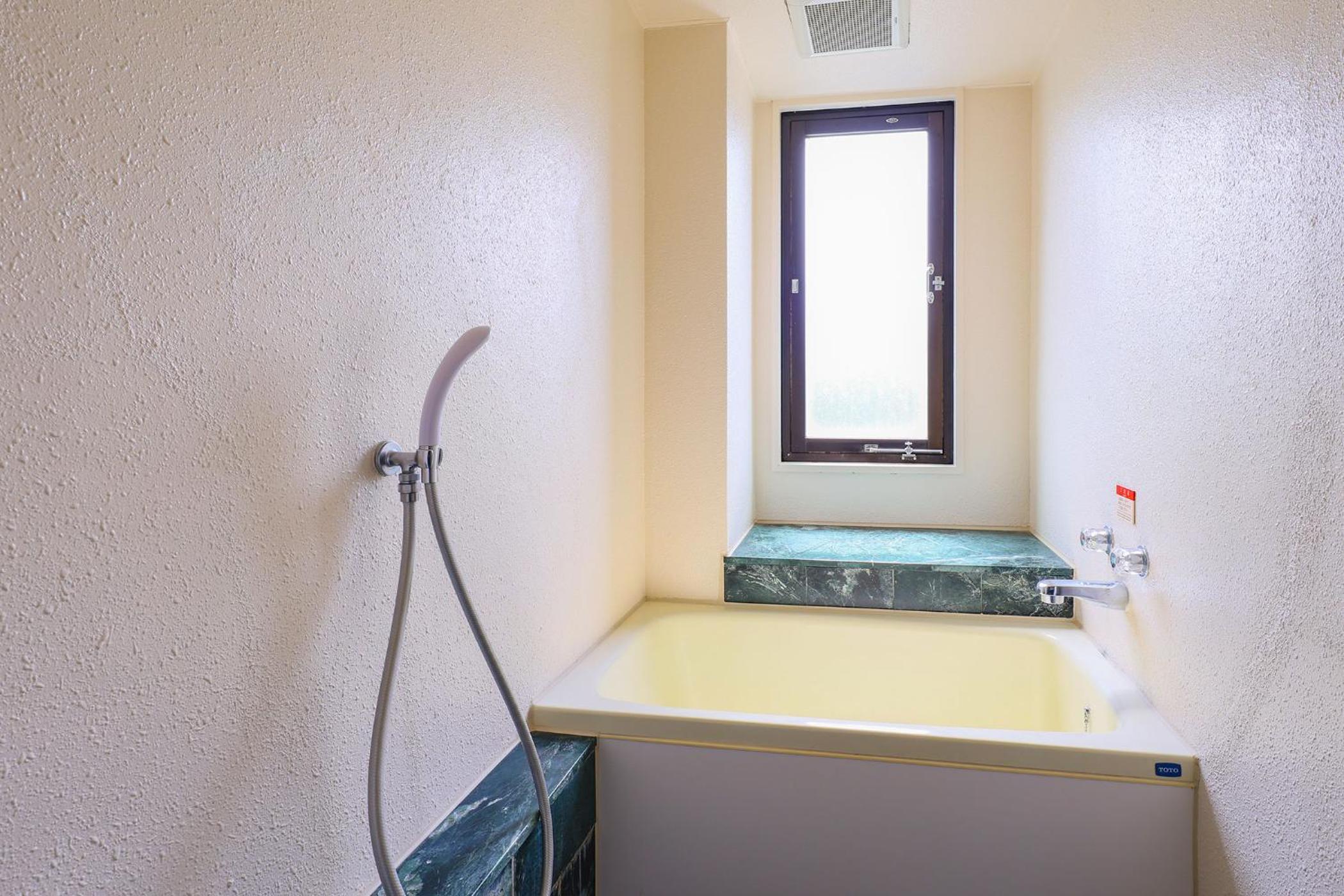 Twin Room With Tatami Area - Non-Smoking - Annex photo 2