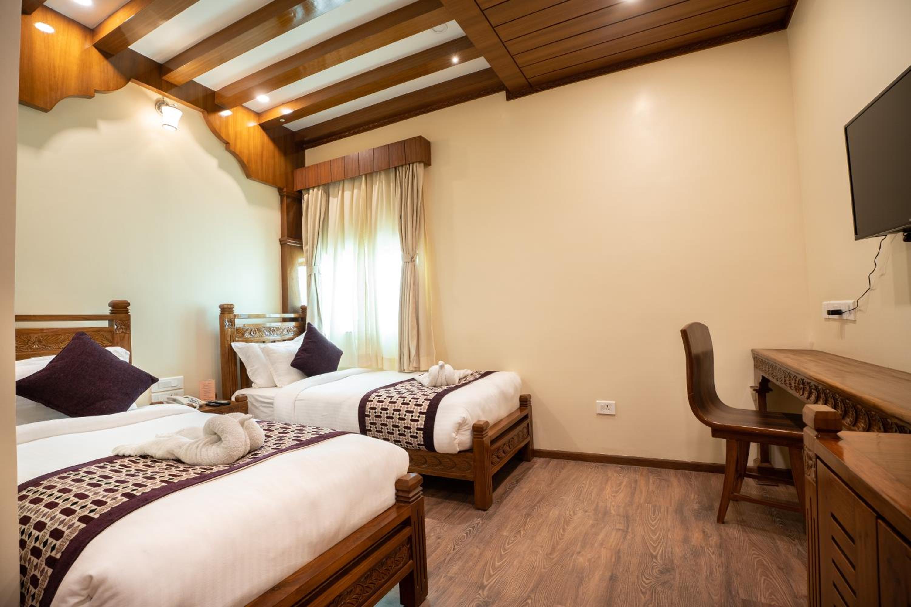 Deluxe Twin Room - Photo 1