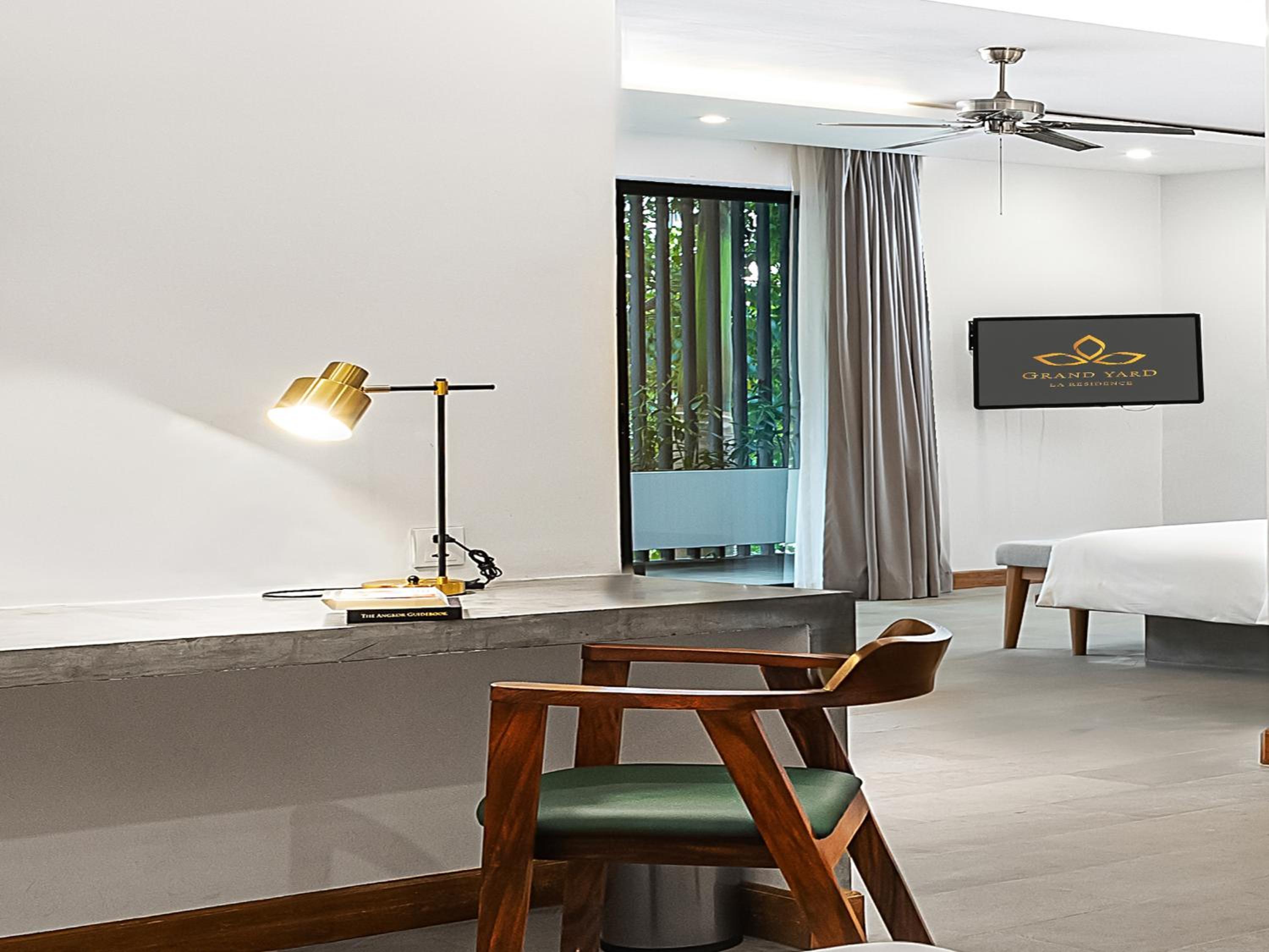 Family Suite with  Balcony  - Photo 4