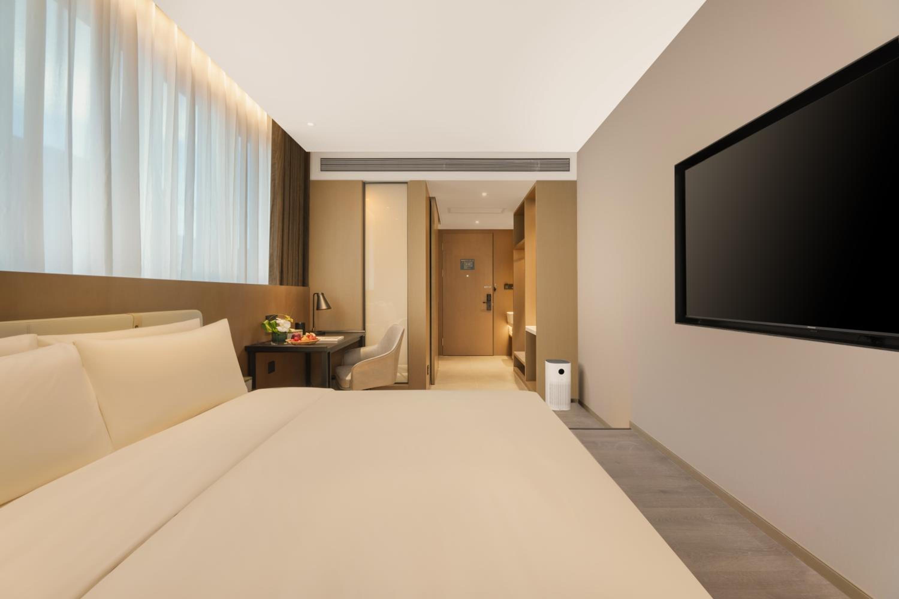 Elegant Double Room photo 3