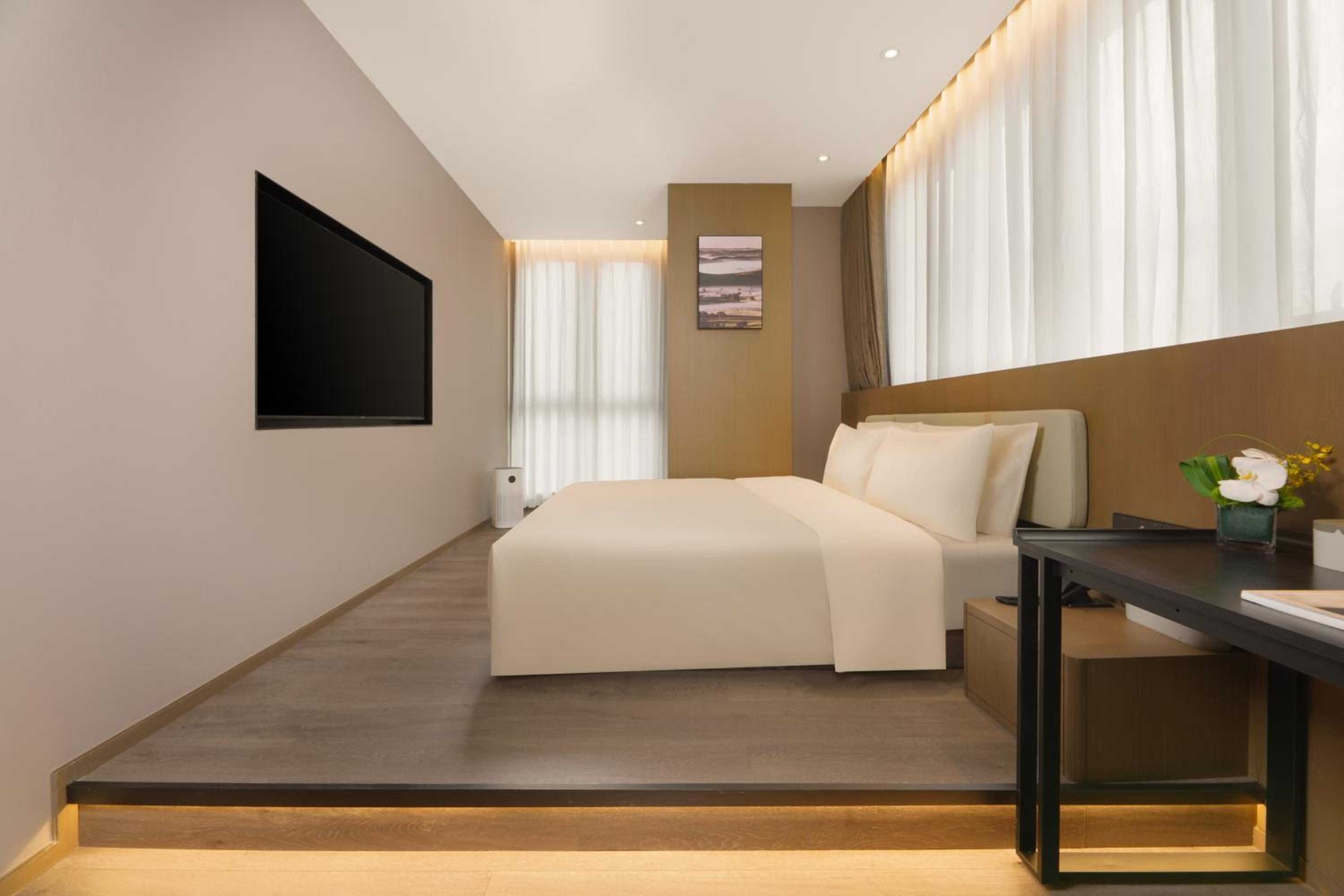 Elegant Double Room photo 1