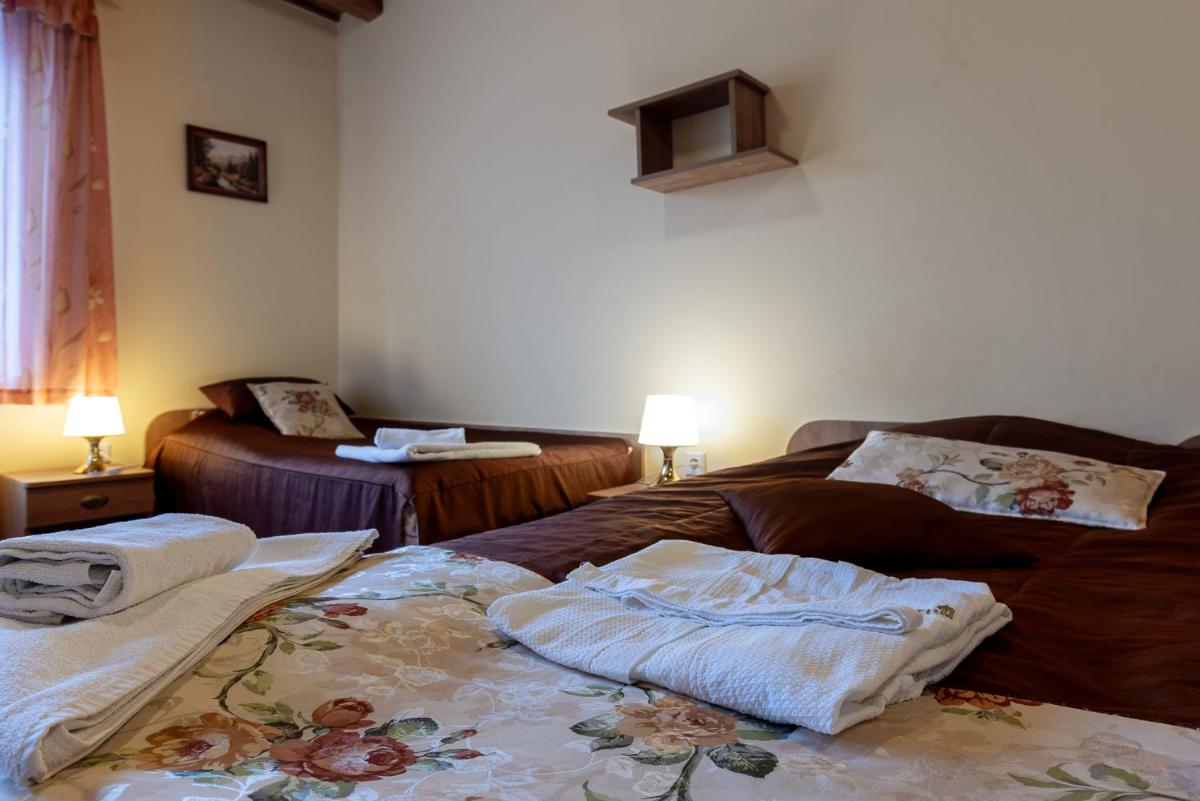Triple Room - Photo 3