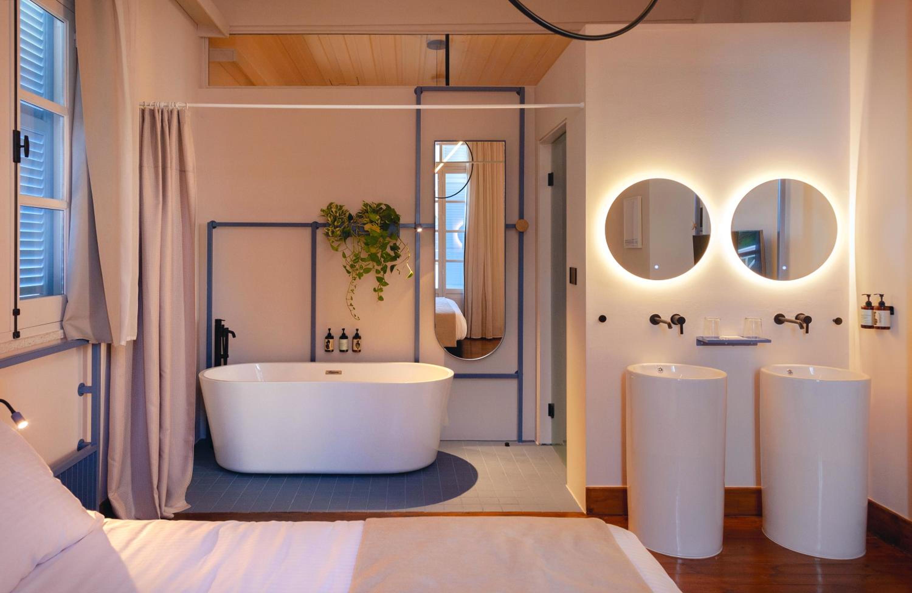 Suite with Balcony