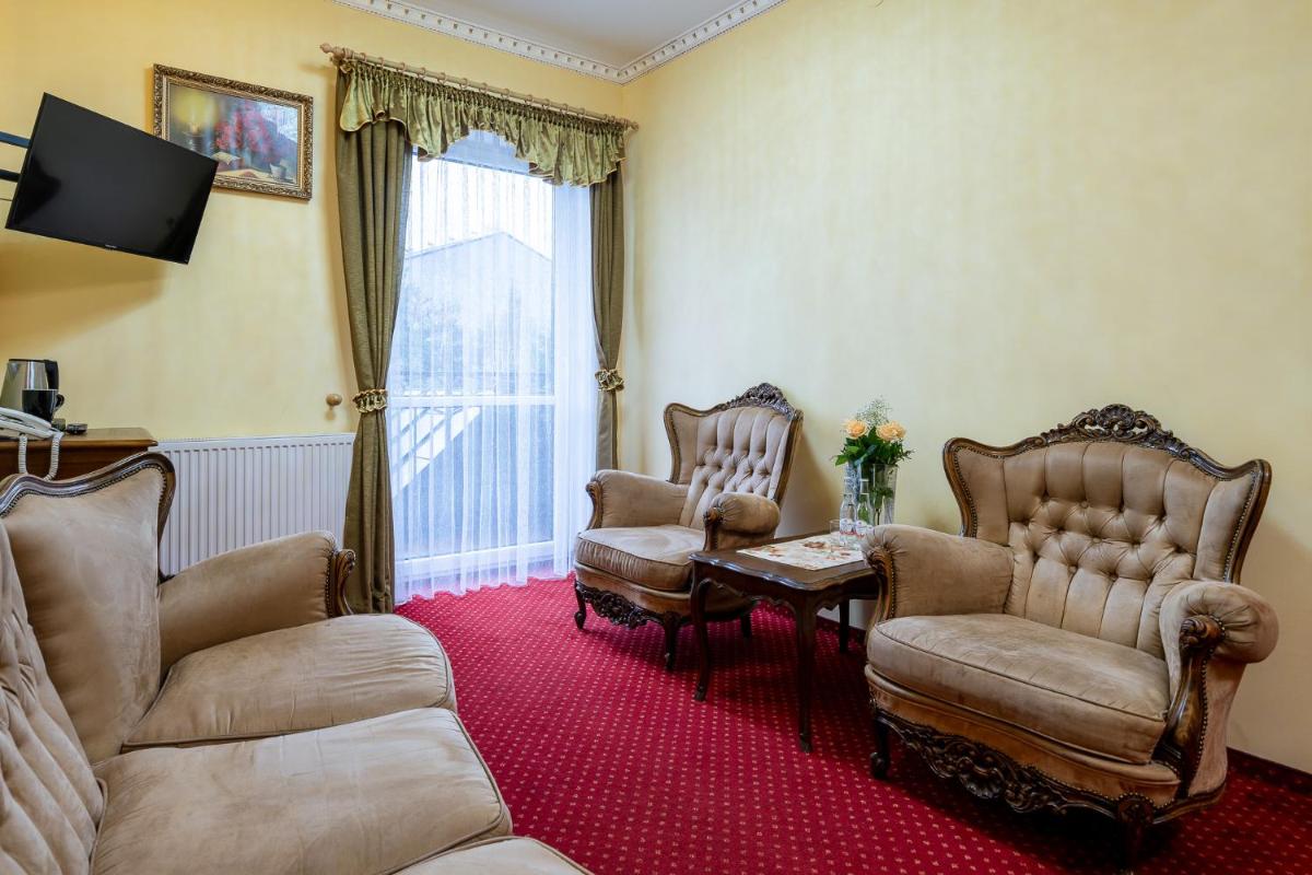 Apartment - Photo 8