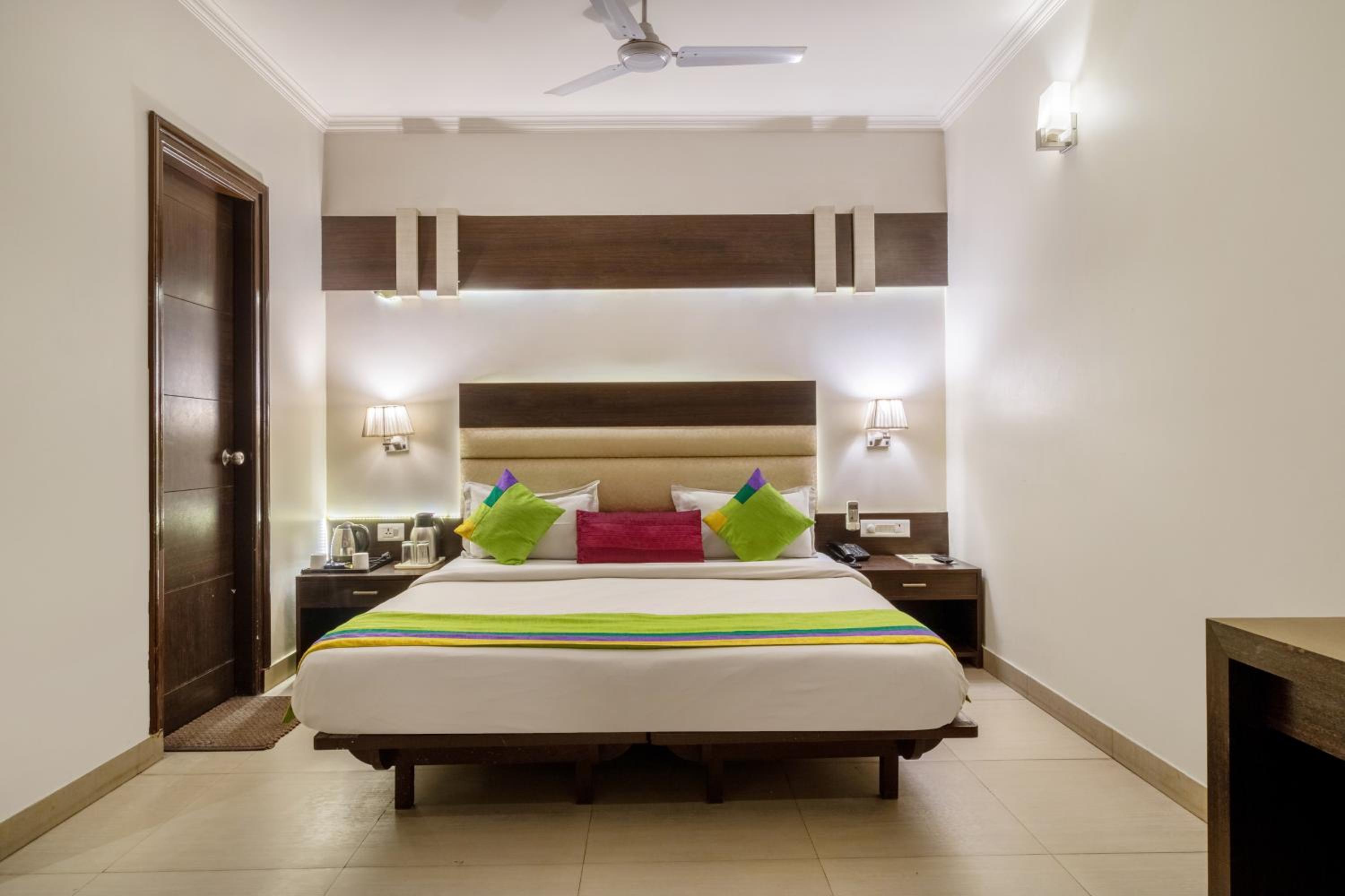Deluxe Double Room - Photo 4