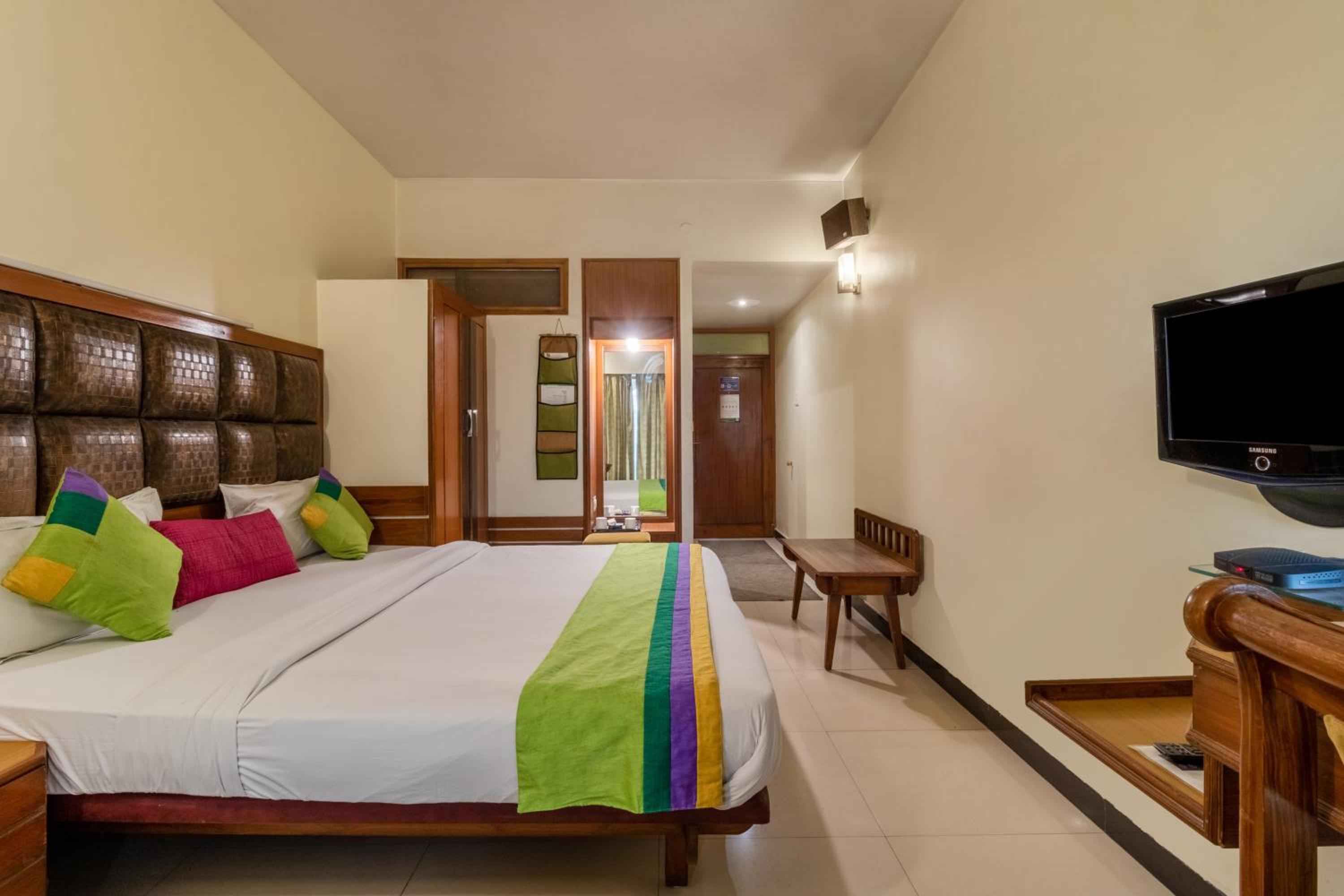 Standard Double Room - Photo 4
