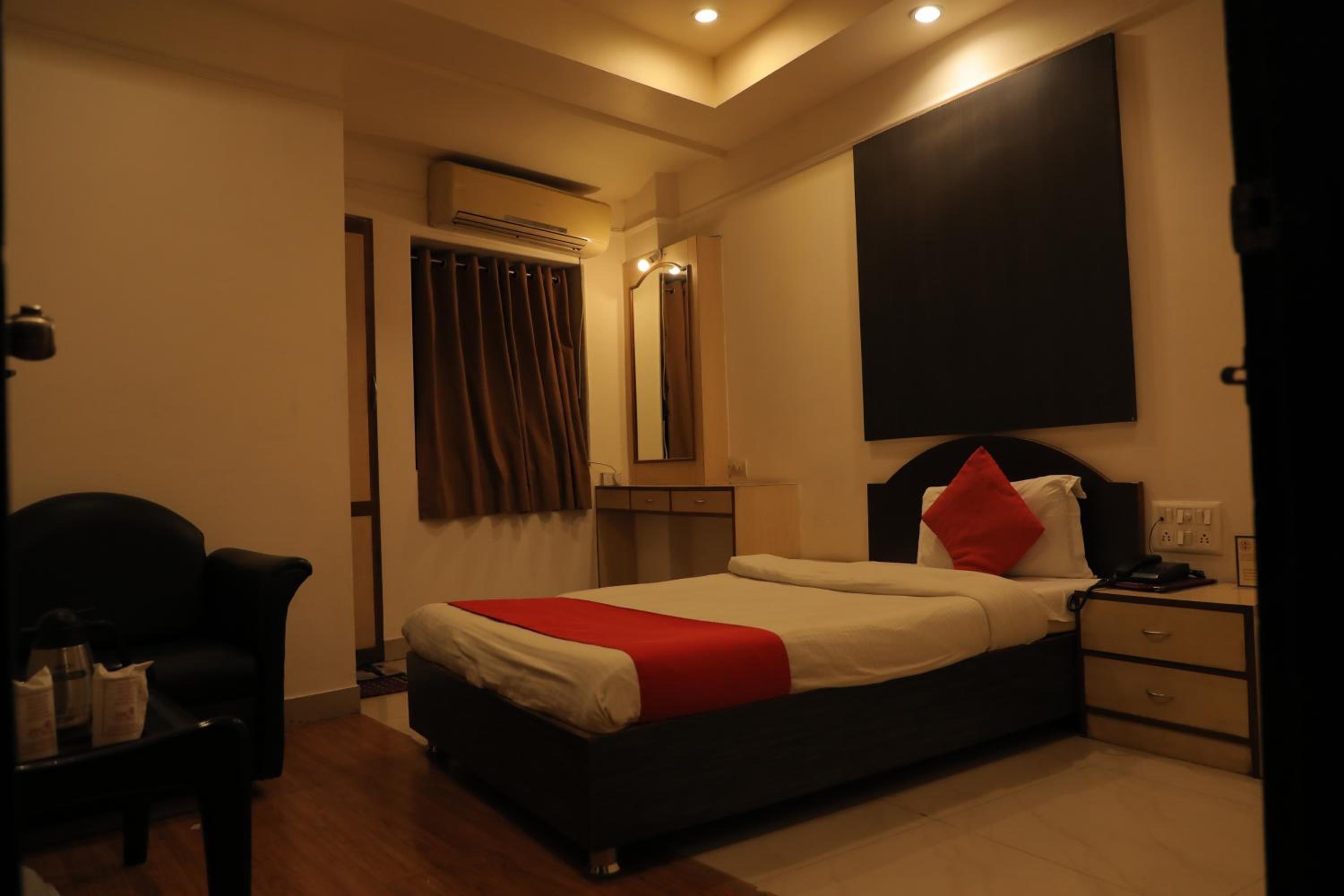 Single Room photo 2