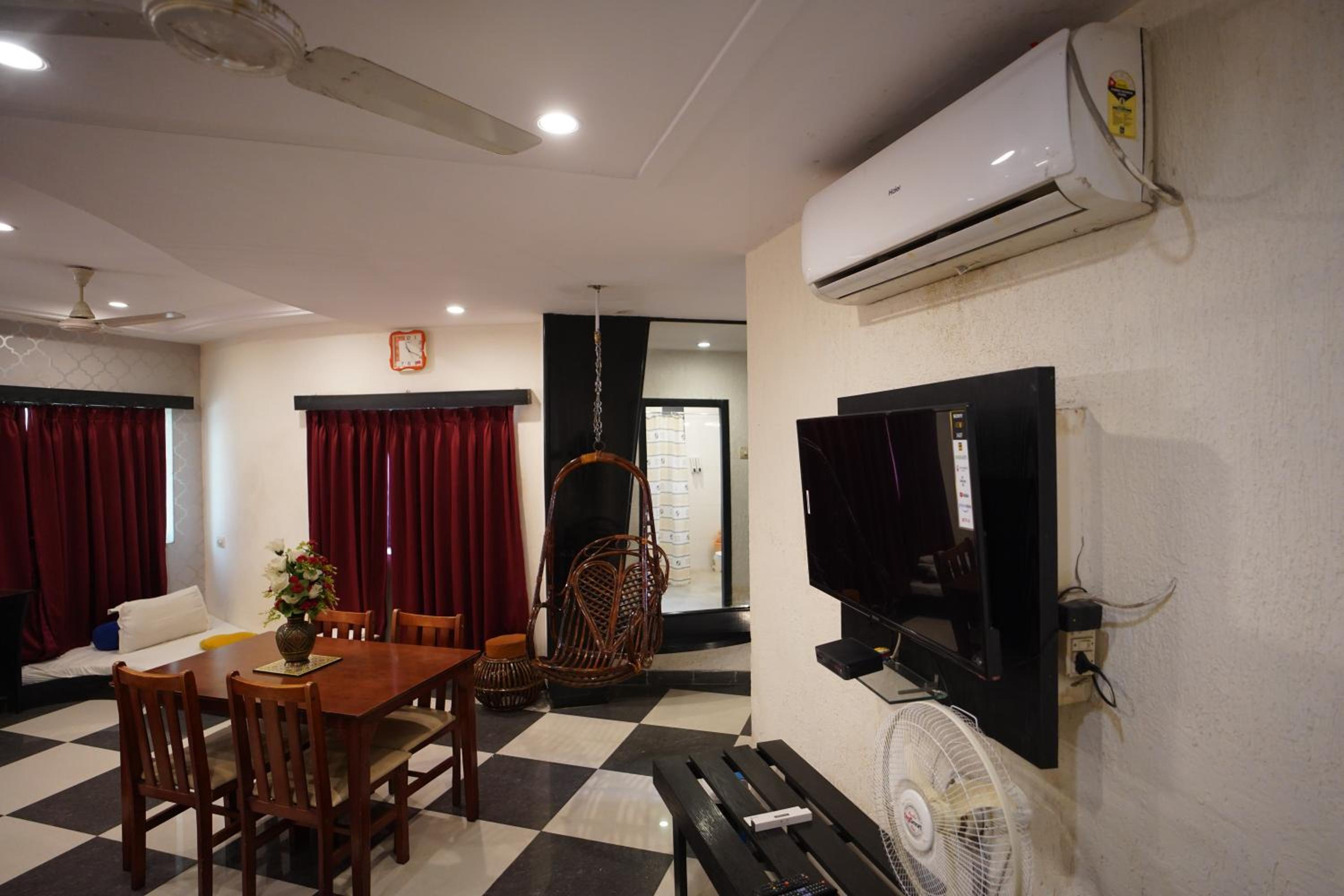 Suite with City View photo 1