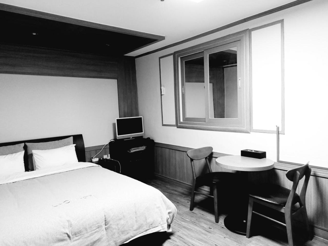 Superior Double Room - No Parking