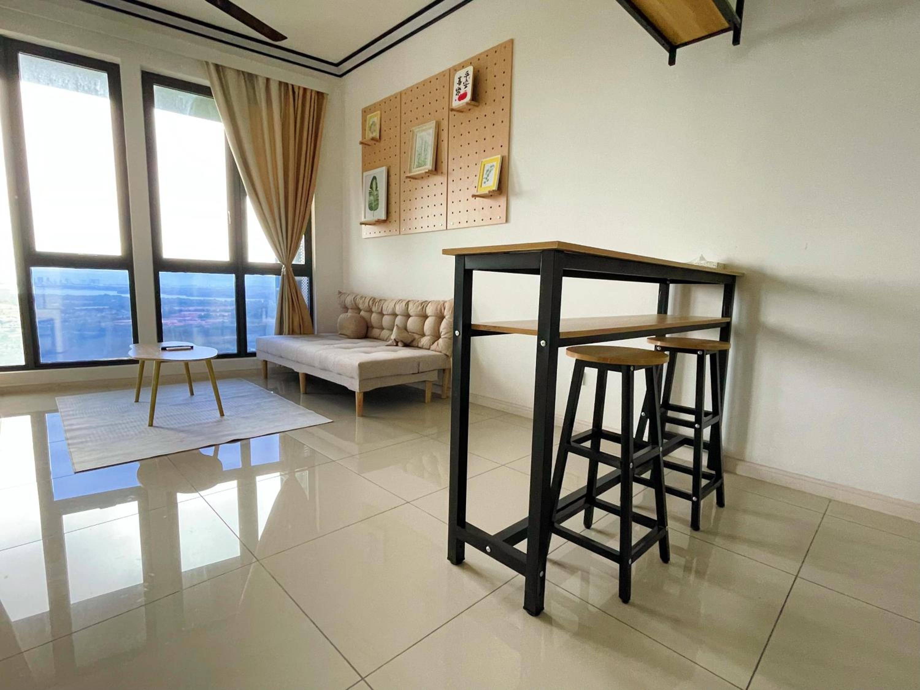 One-Bedroom Apartment - Photo 15