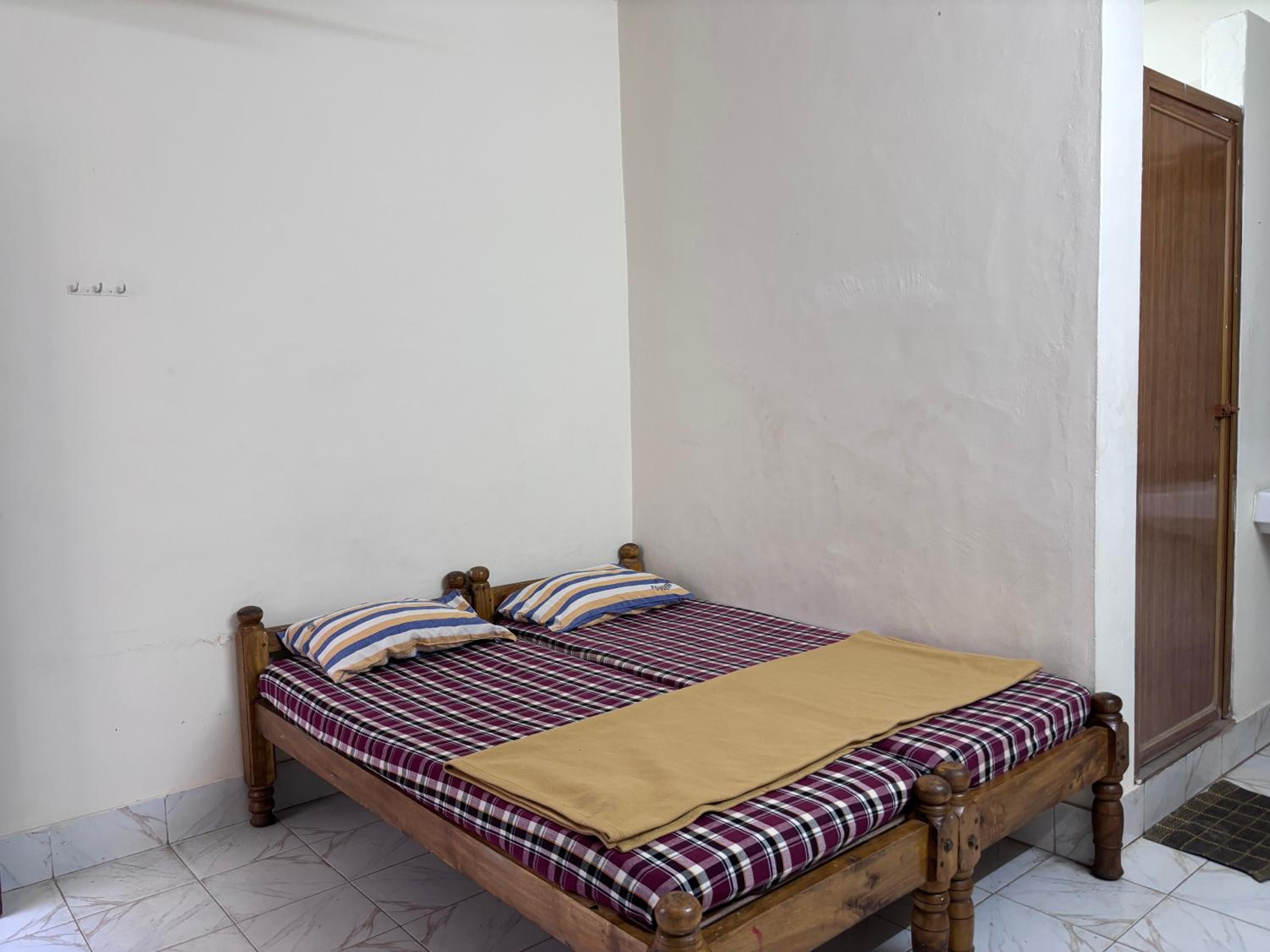 Budget Double Room photo 1
