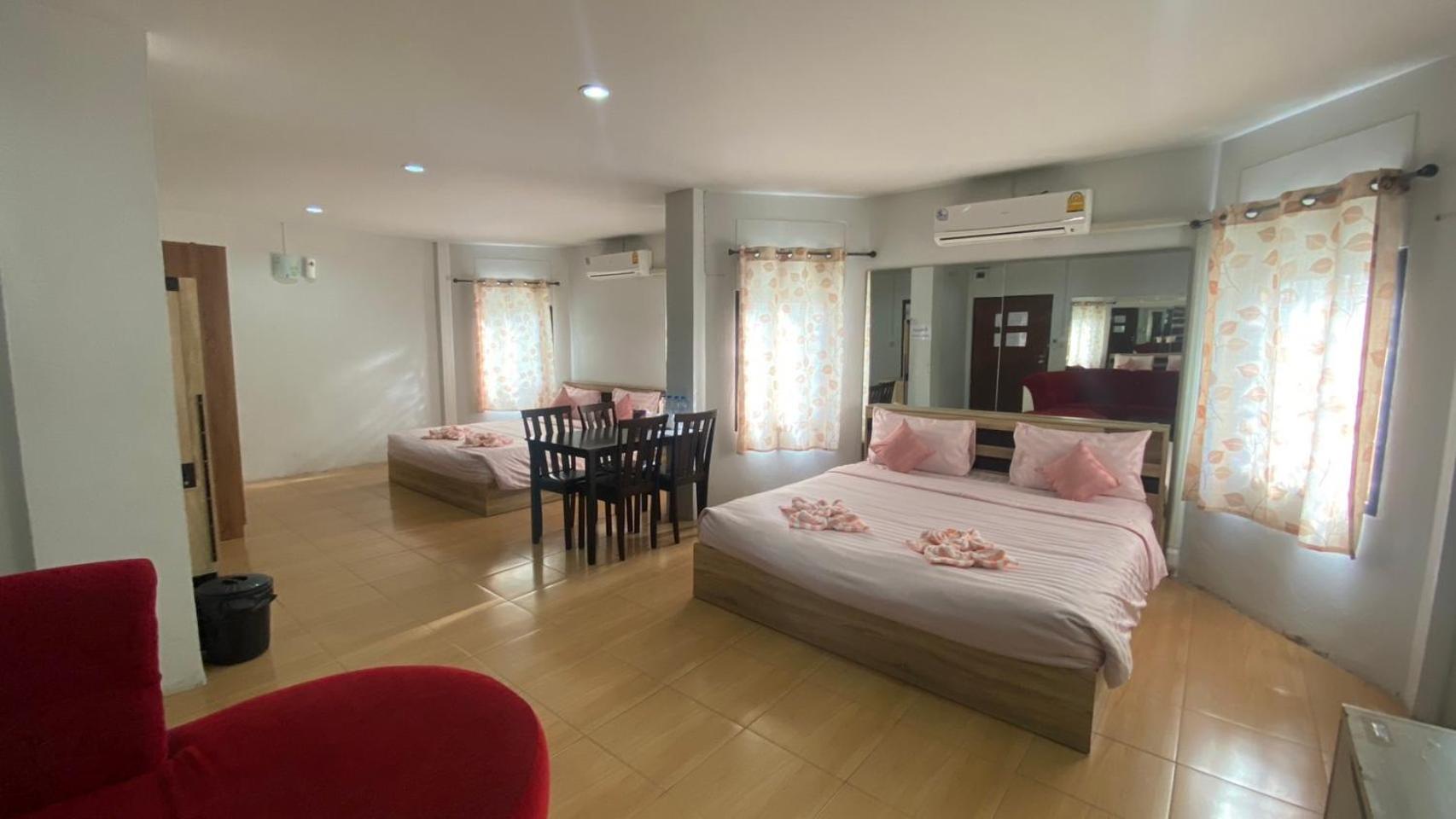 Family Double Room - Photo 1