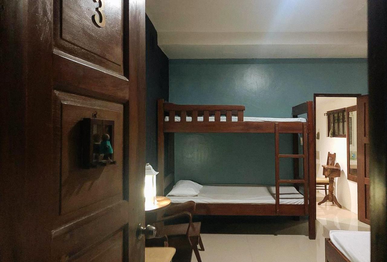 Family Room photo 2