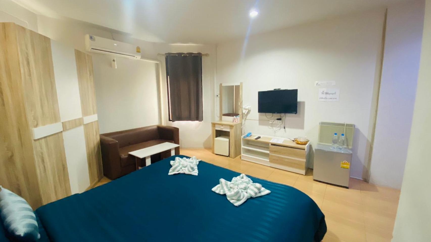 Double Room - Photo 22