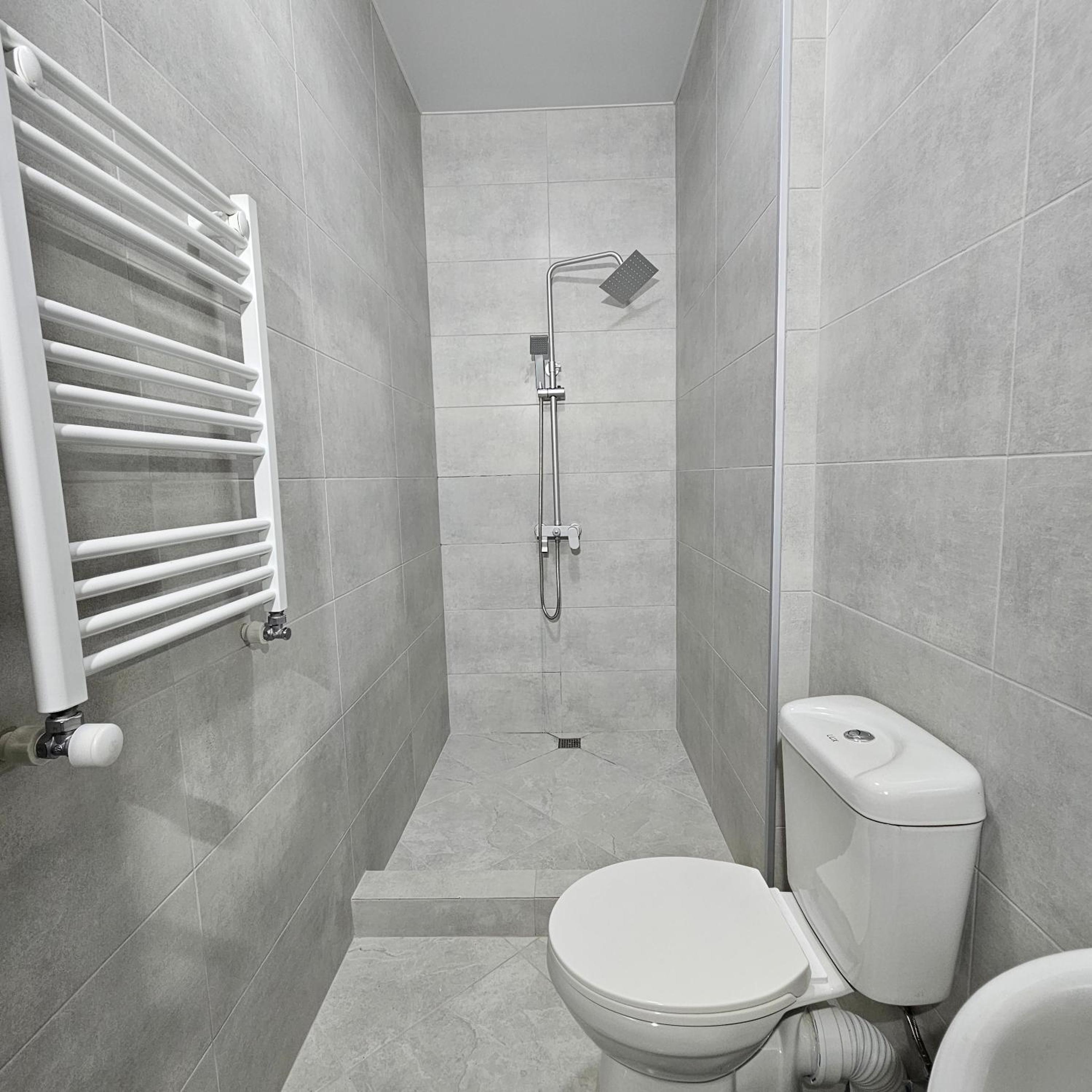 Suite - Photo 4