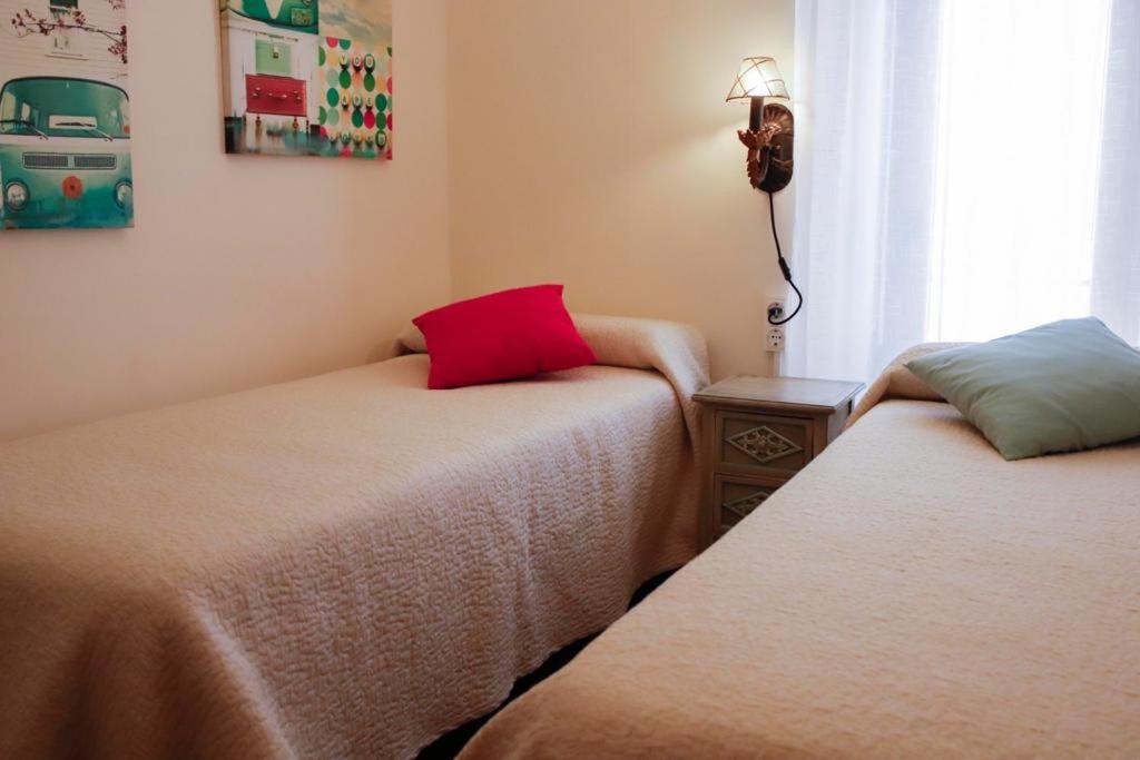 Three-Bedroom House - Photo 2