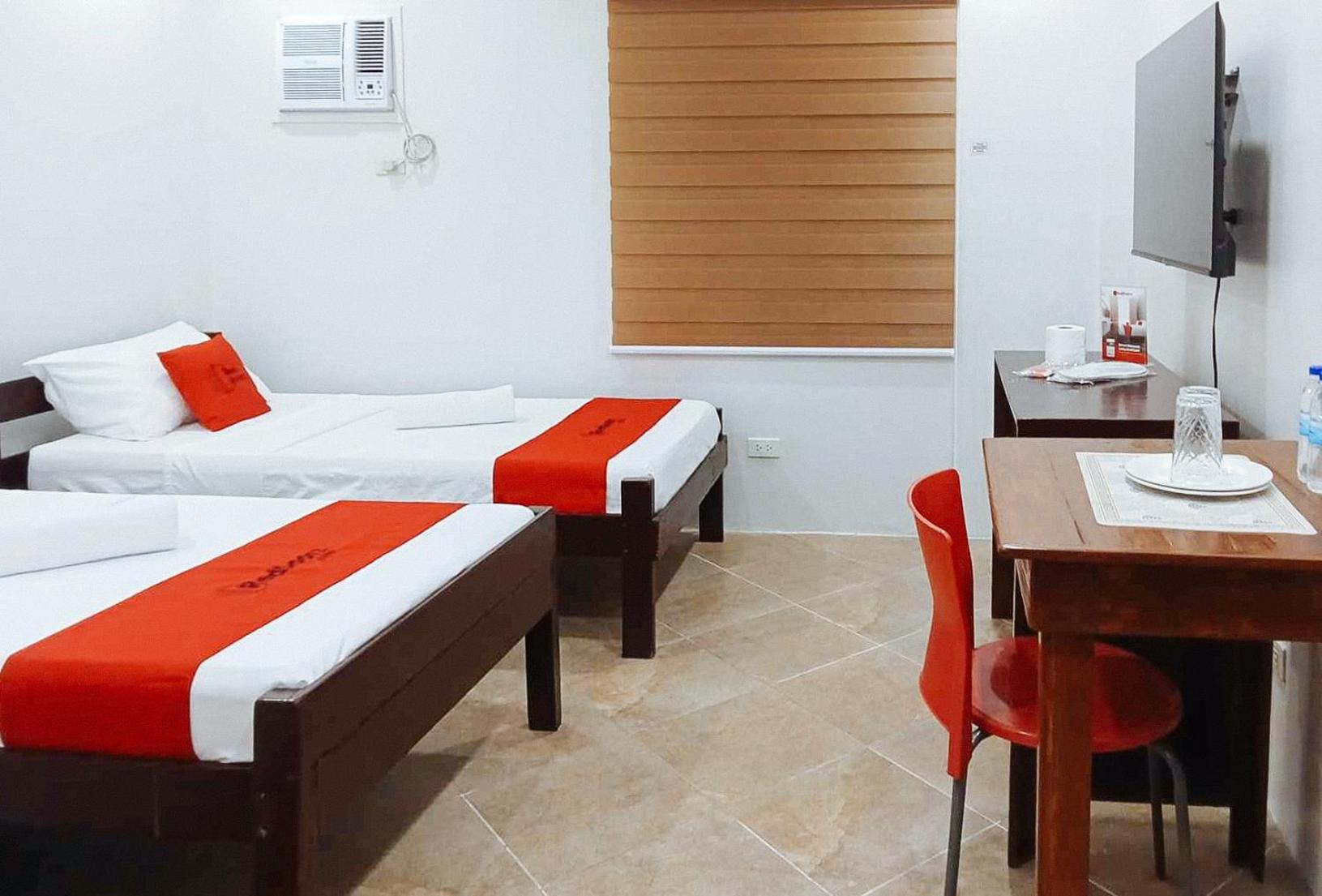 Twin Room - Photo 4