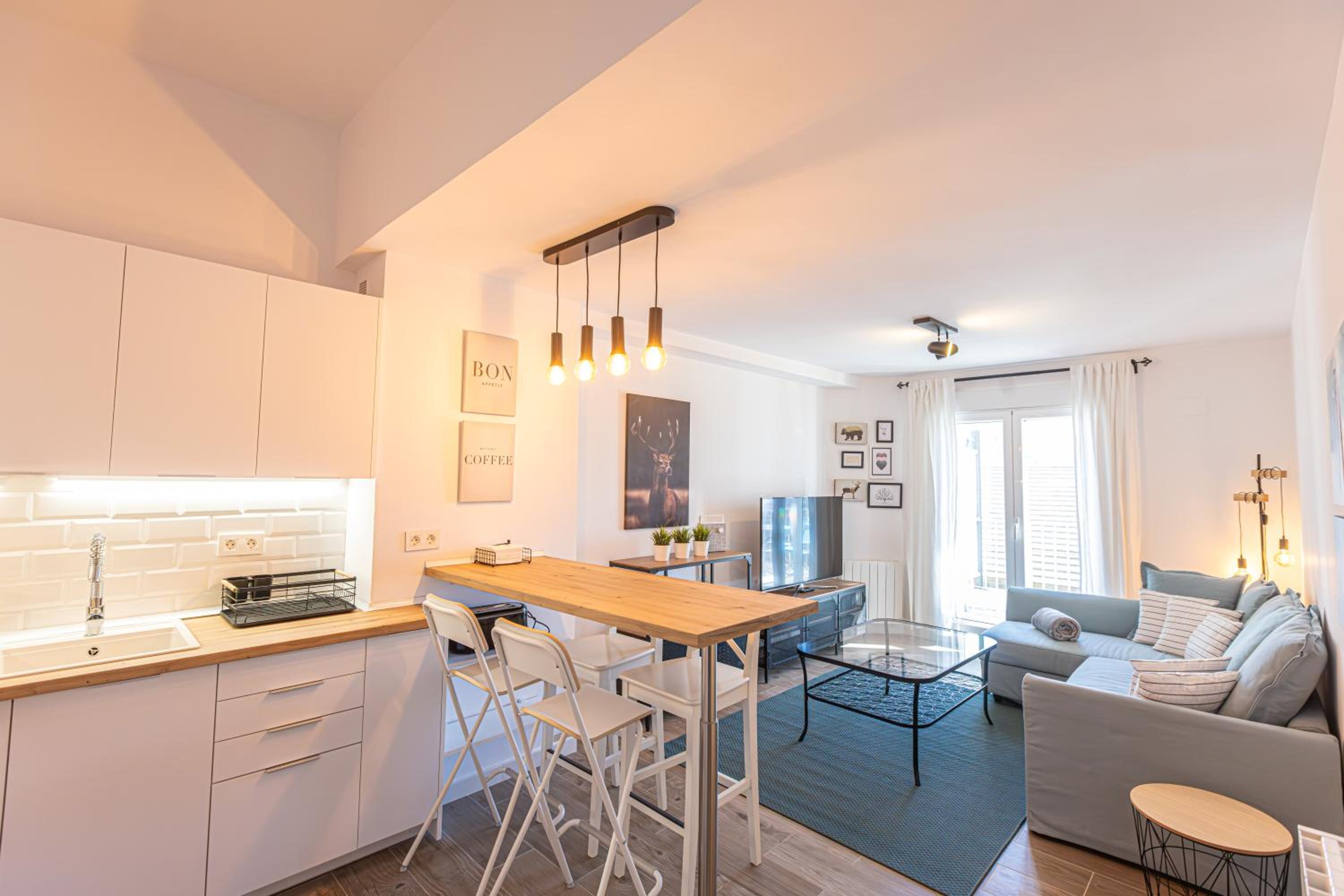 One-Bedroom Apartment