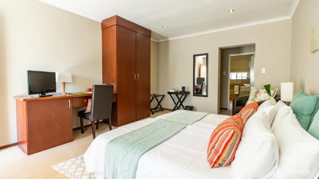 Deluxe Double Room photo 3