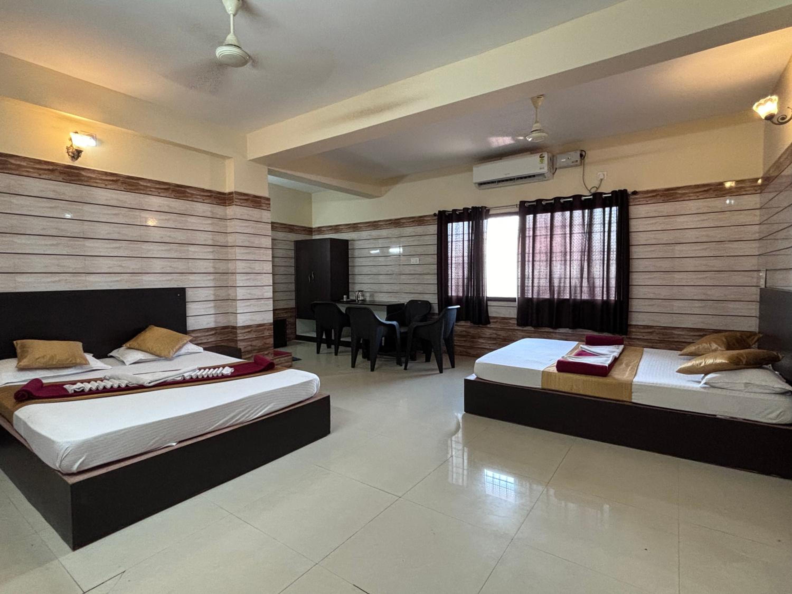 Deluxe Quadruple Room photo 1