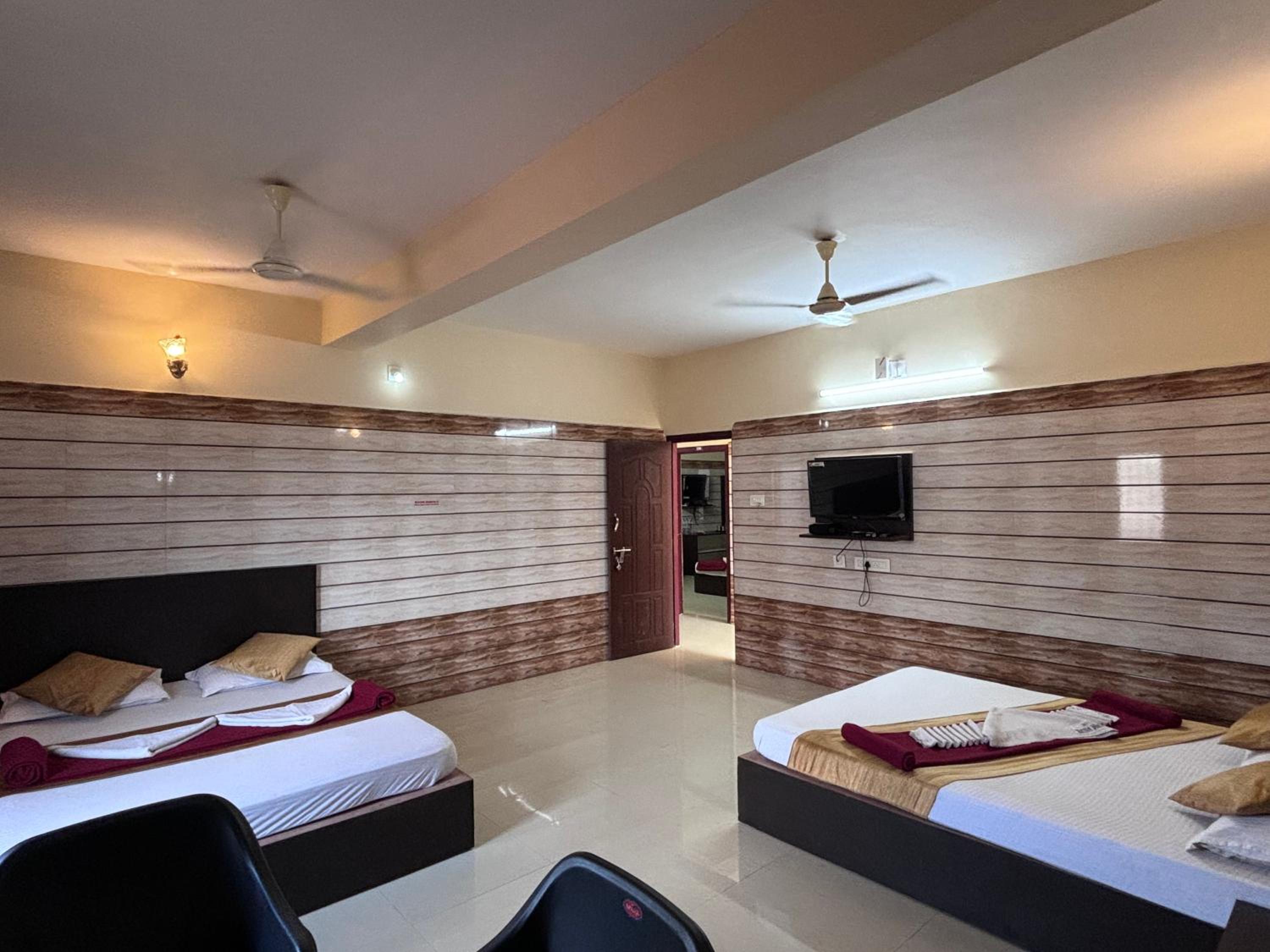 Comfort Triple Room photo 3